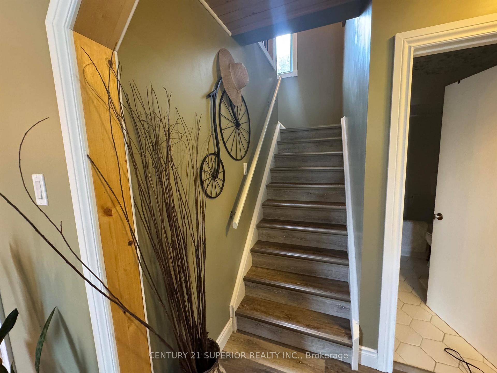 Photo 26 of 4 Adjala Avenue, Manitouwadge — HOMEH
