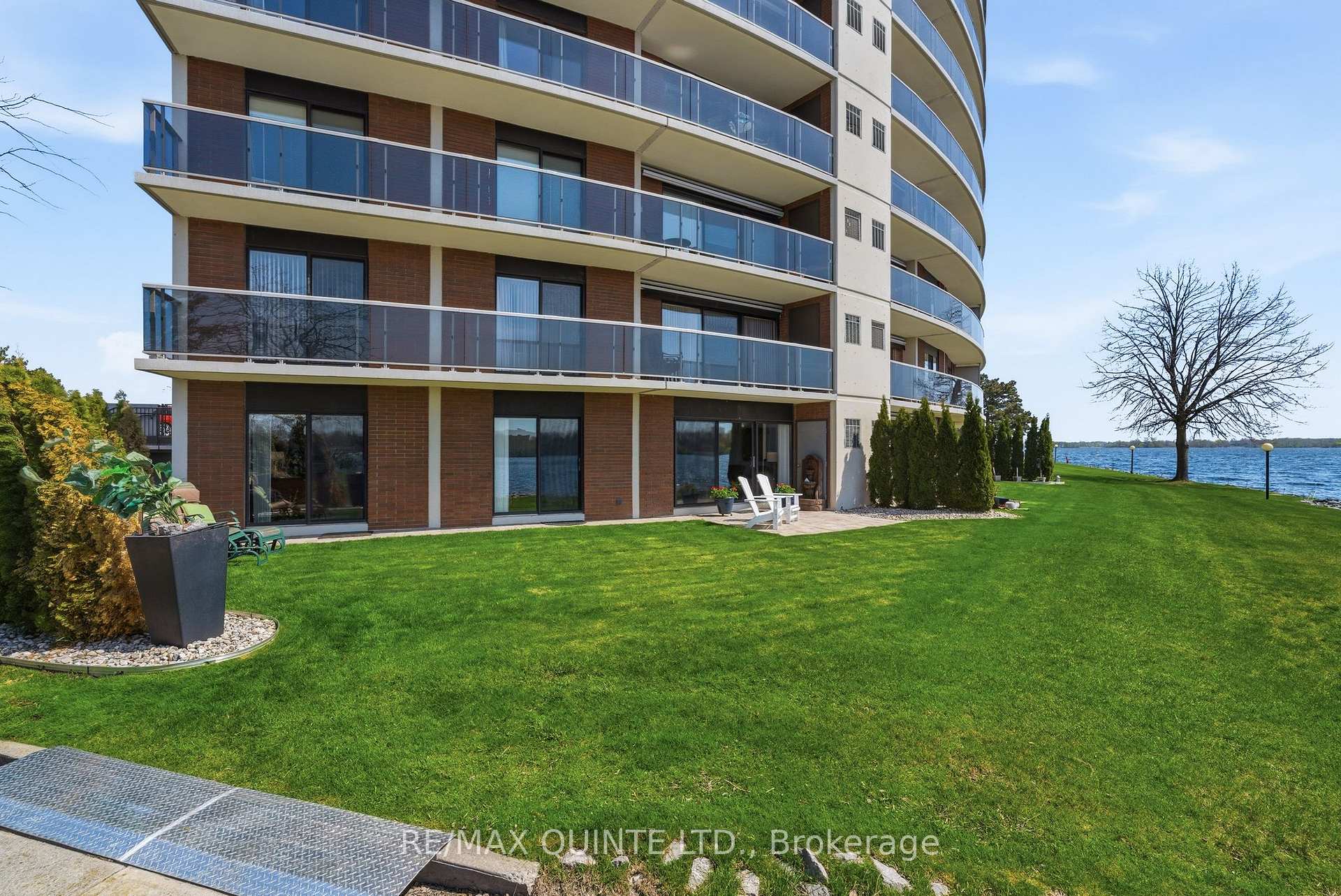 Photo 11 of Unit 107, 2 South Front Street, Belleville, Belleville Ward — HOMEH