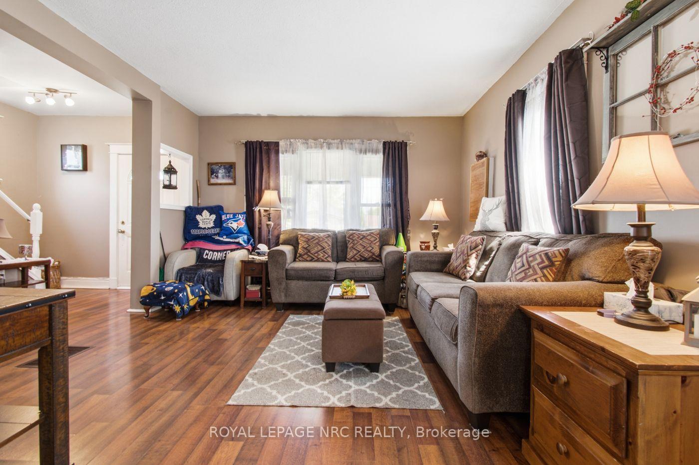 Photo 4 of 267 Killaly Street E, Port Colborne, Killaly East — HOMEH