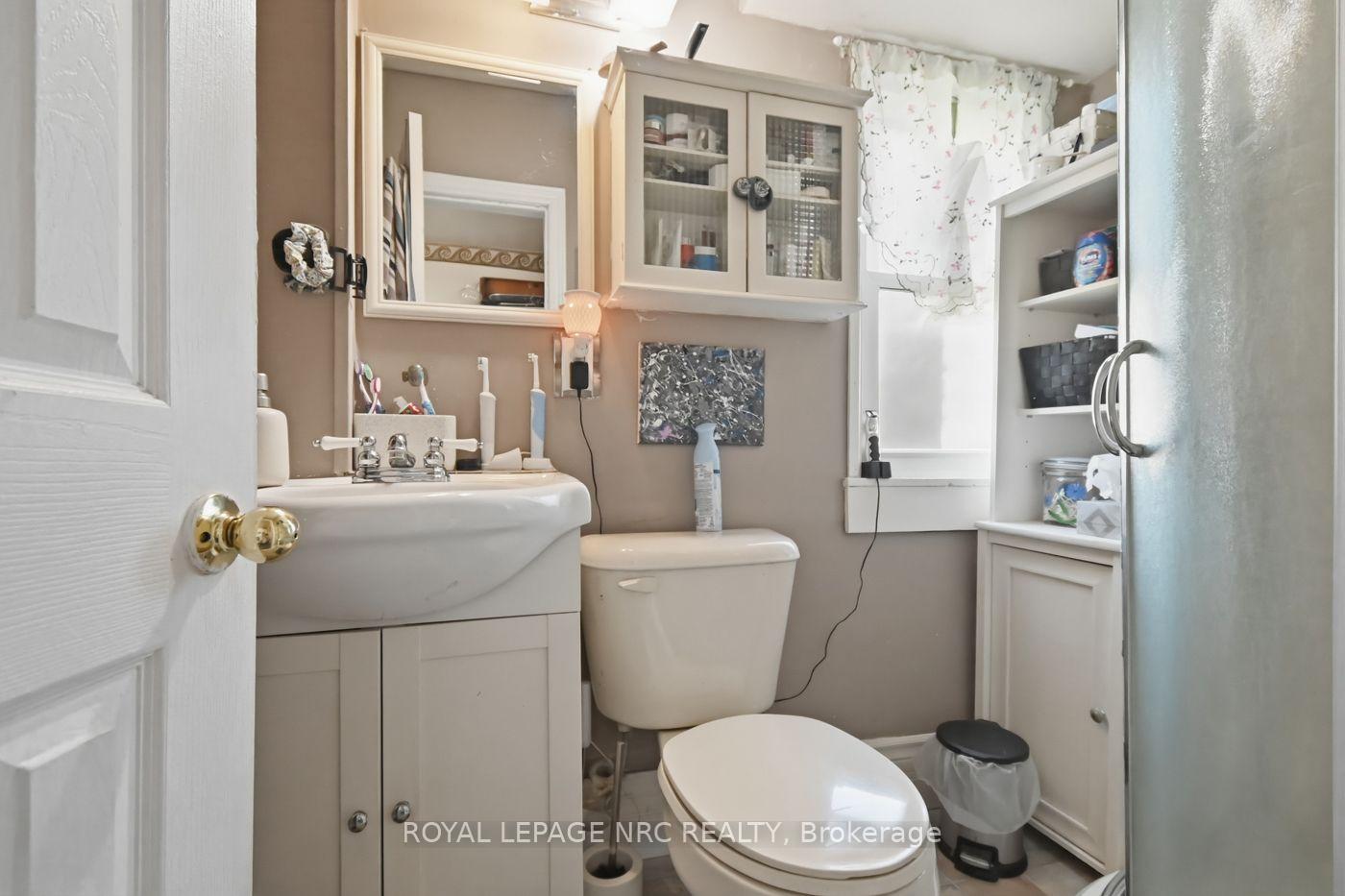 Photo 16 of 267 Killaly Street E, Port Colborne, Killaly East — HOMEH