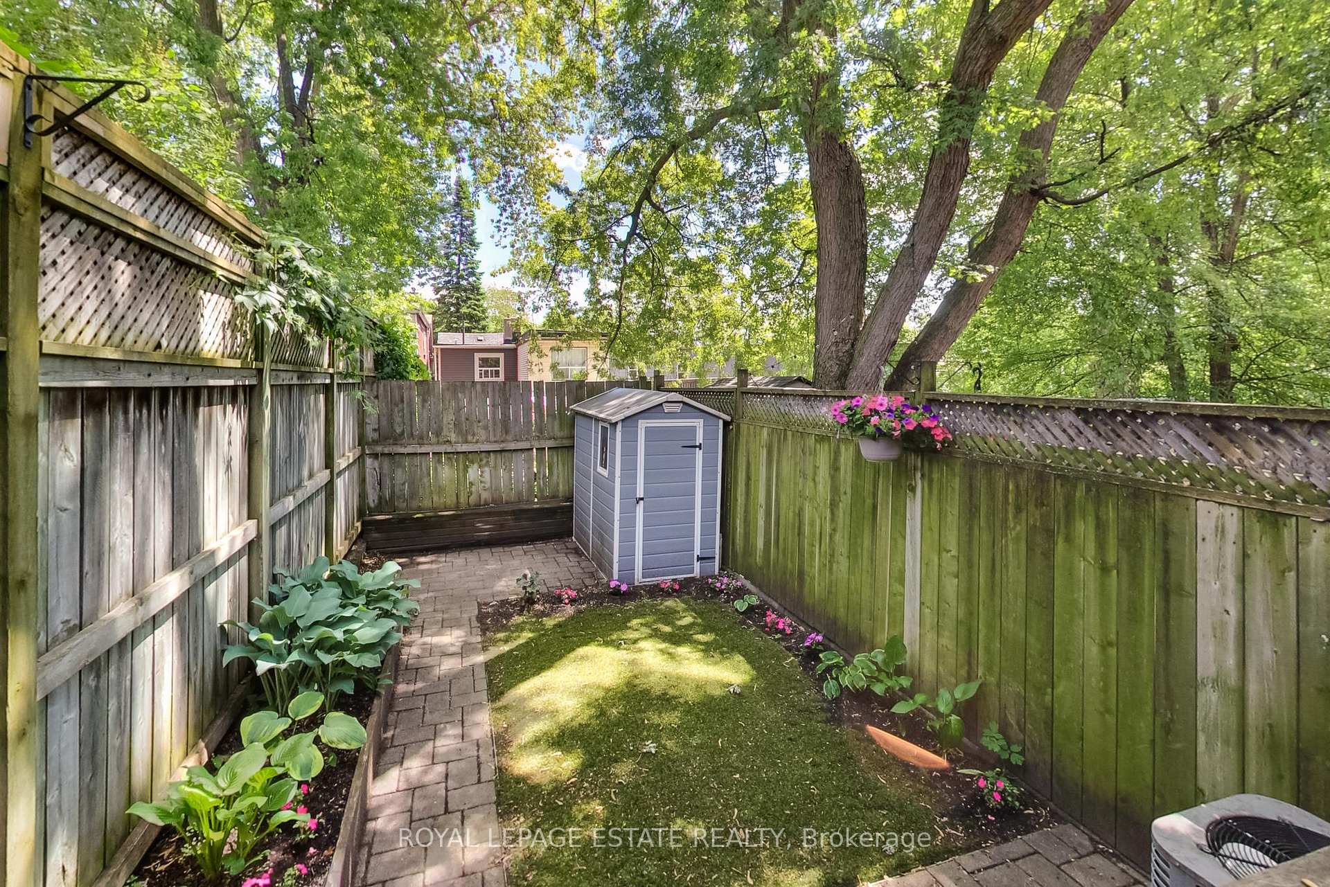 Photo 18 of 739 Craven Road, Toronto, Greenwood-Coxwell — HOMEH