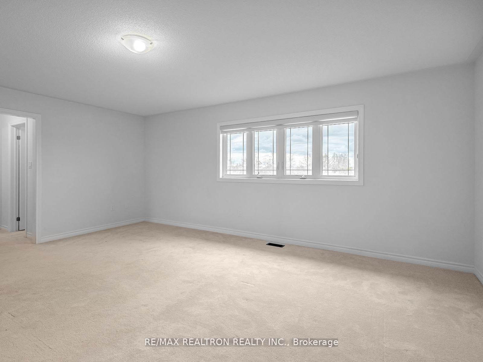 Photo 17 of 13 Stoddart Street, Brock, Beaverton — HOMEH