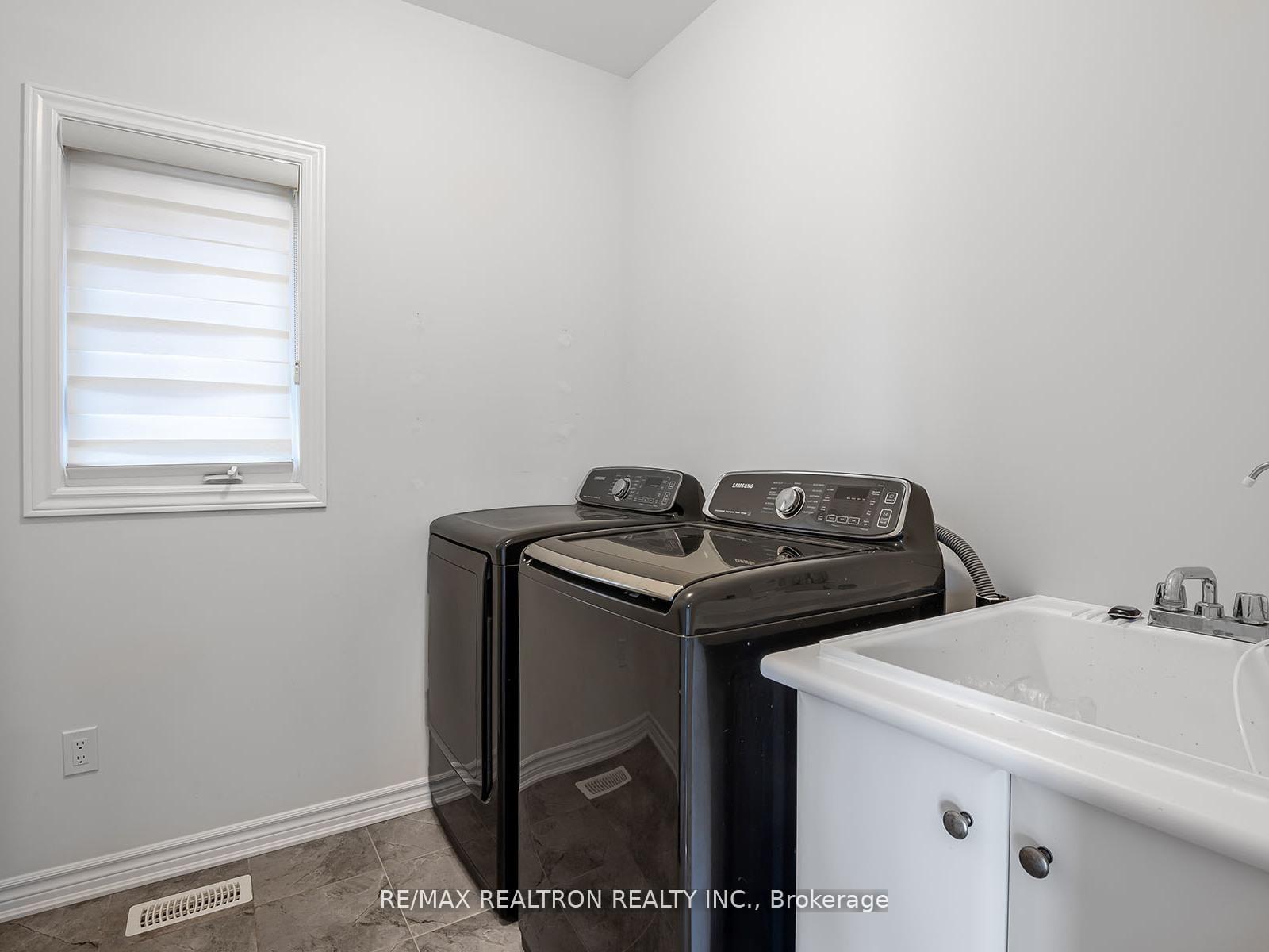 Photo 26 of 13 Stoddart Street, Brock, Beaverton — HOMEH