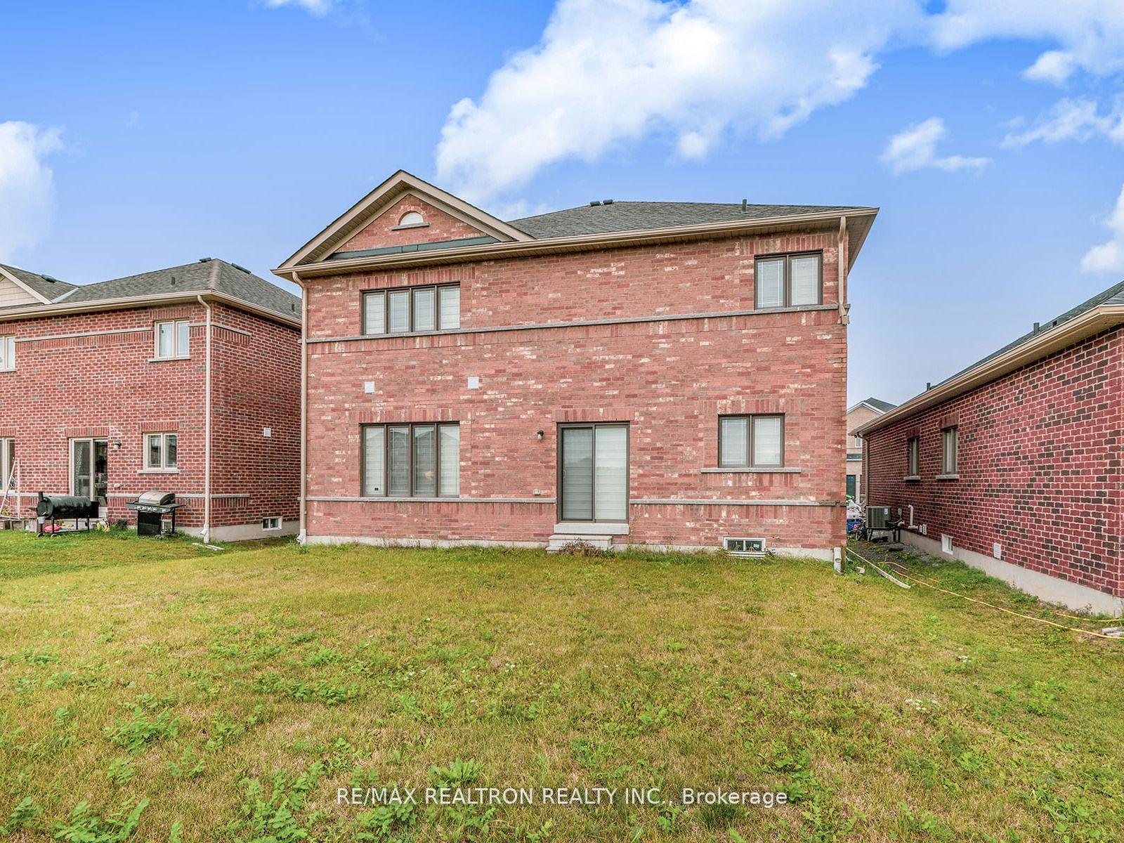 Photo 28 of 13 Stoddart Street, Brock, Beaverton — HOMEH