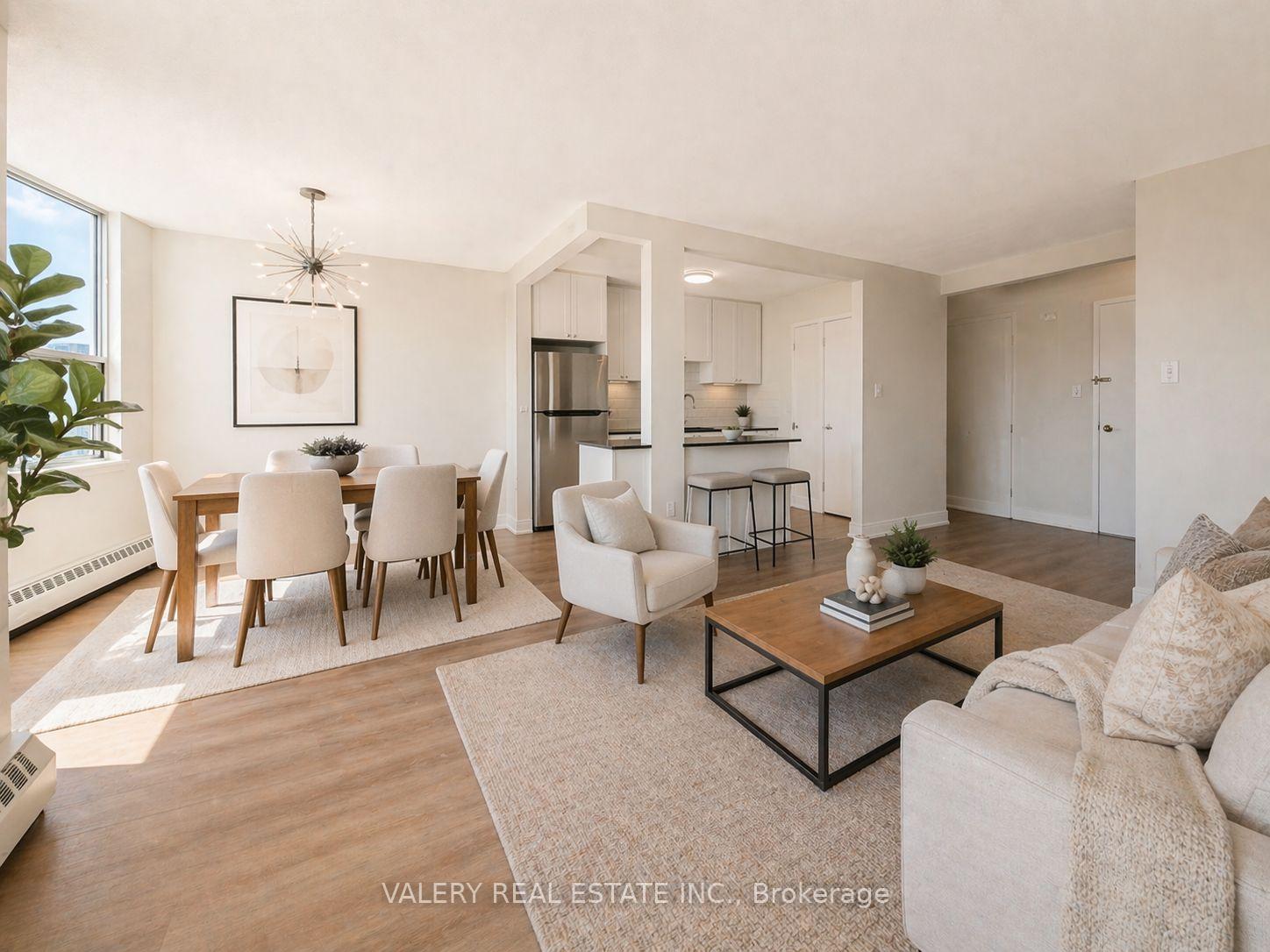 Photo 4 of Unit 710, 75 Eastdale Avenue, Toronto, Crescent Town — HOMEH