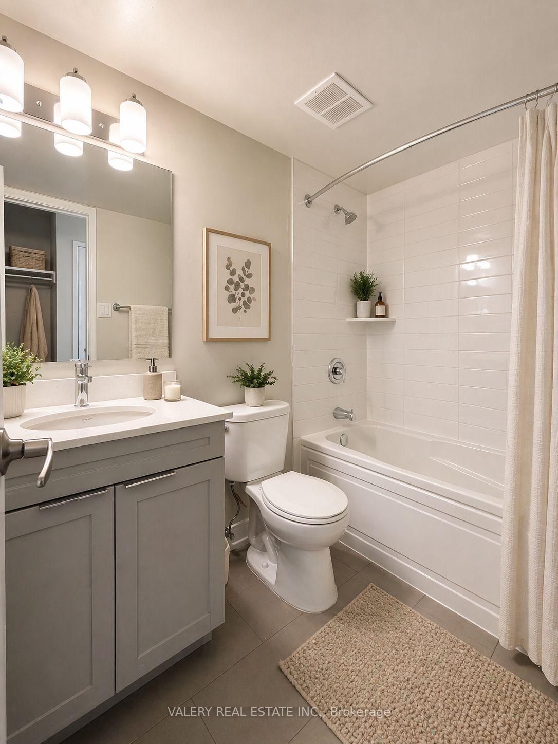 Photo 5 of Unit 710, 75 Eastdale Avenue, Toronto, Crescent Town — HOMEH
