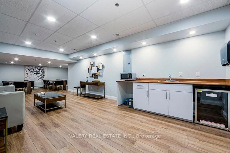 Photo 12 of Unit 710, 75 Eastdale Avenue, Toronto, Crescent Town — HOMEH