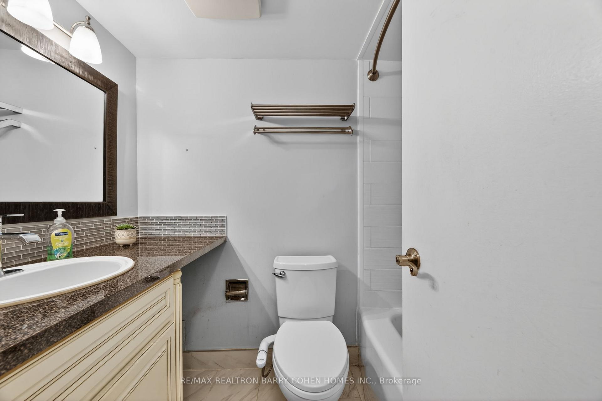 Photo 16 of Unit 304, 150 Neptune Drive, Toronto, Englemount-Lawrence — HOMEH