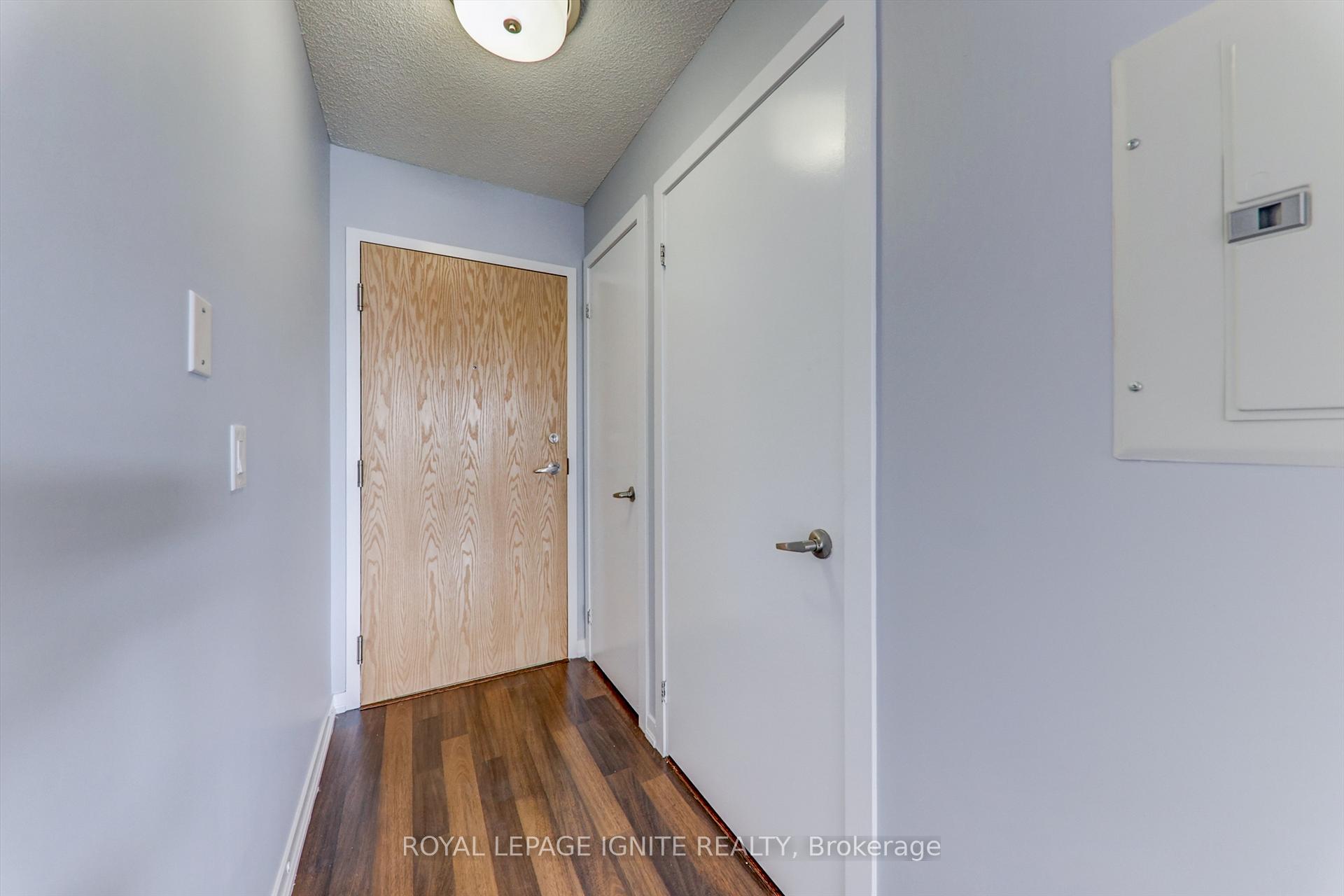 Photo 7 of Unit 722, 38 Joe Shuster Way, Toronto, South Parkdale — HOMEH