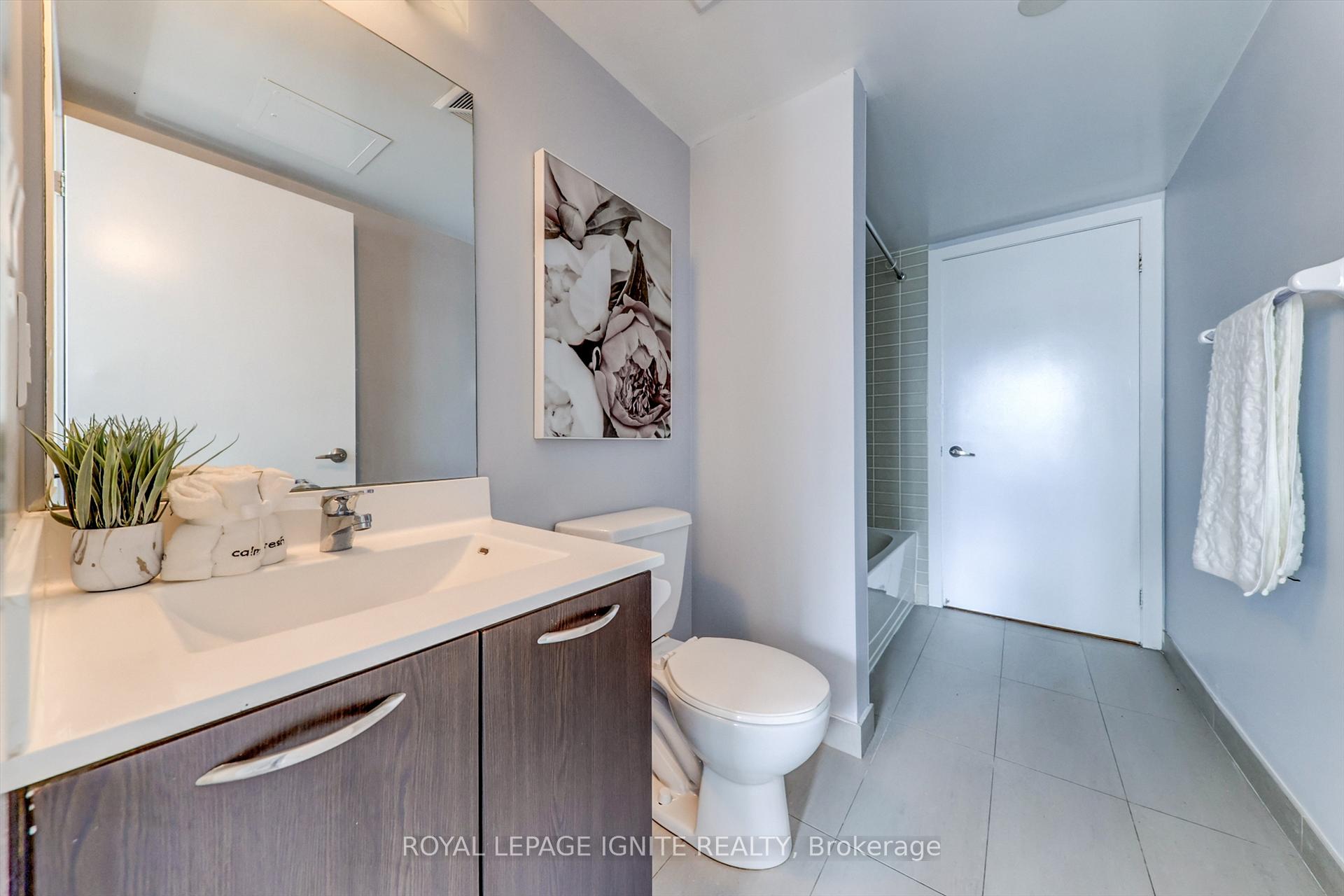 Photo 18 of Unit 722, 38 Joe Shuster Way, Toronto, South Parkdale — HOMEH