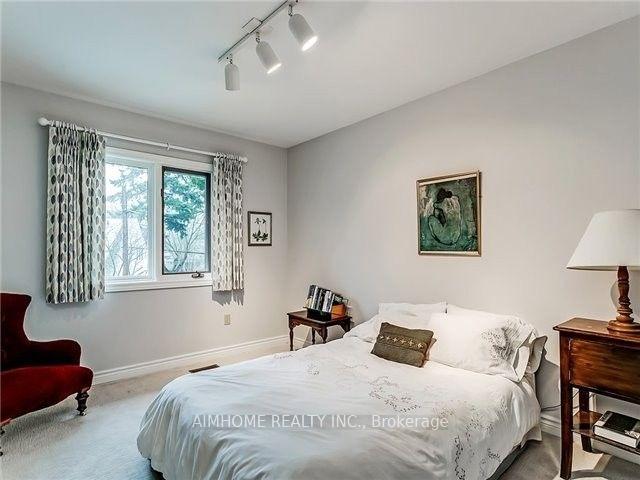 Photo 14 of 112 Trelawn Avenue, Oakville, Morrison — HOMEH