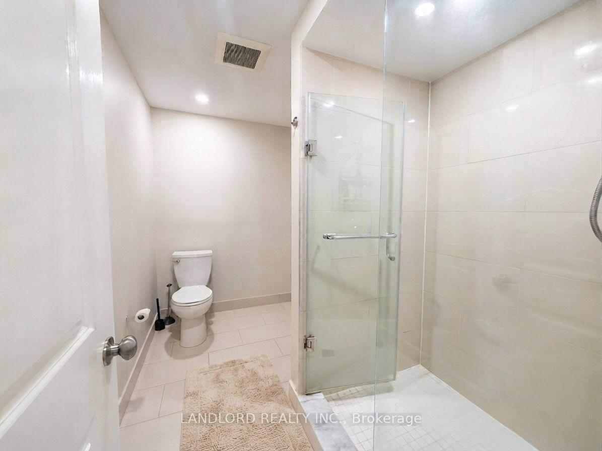 Photo 10 of Unit Garden, 117 Chaplin Crescent, Toronto, Yonge-Eglinton — HOMEH