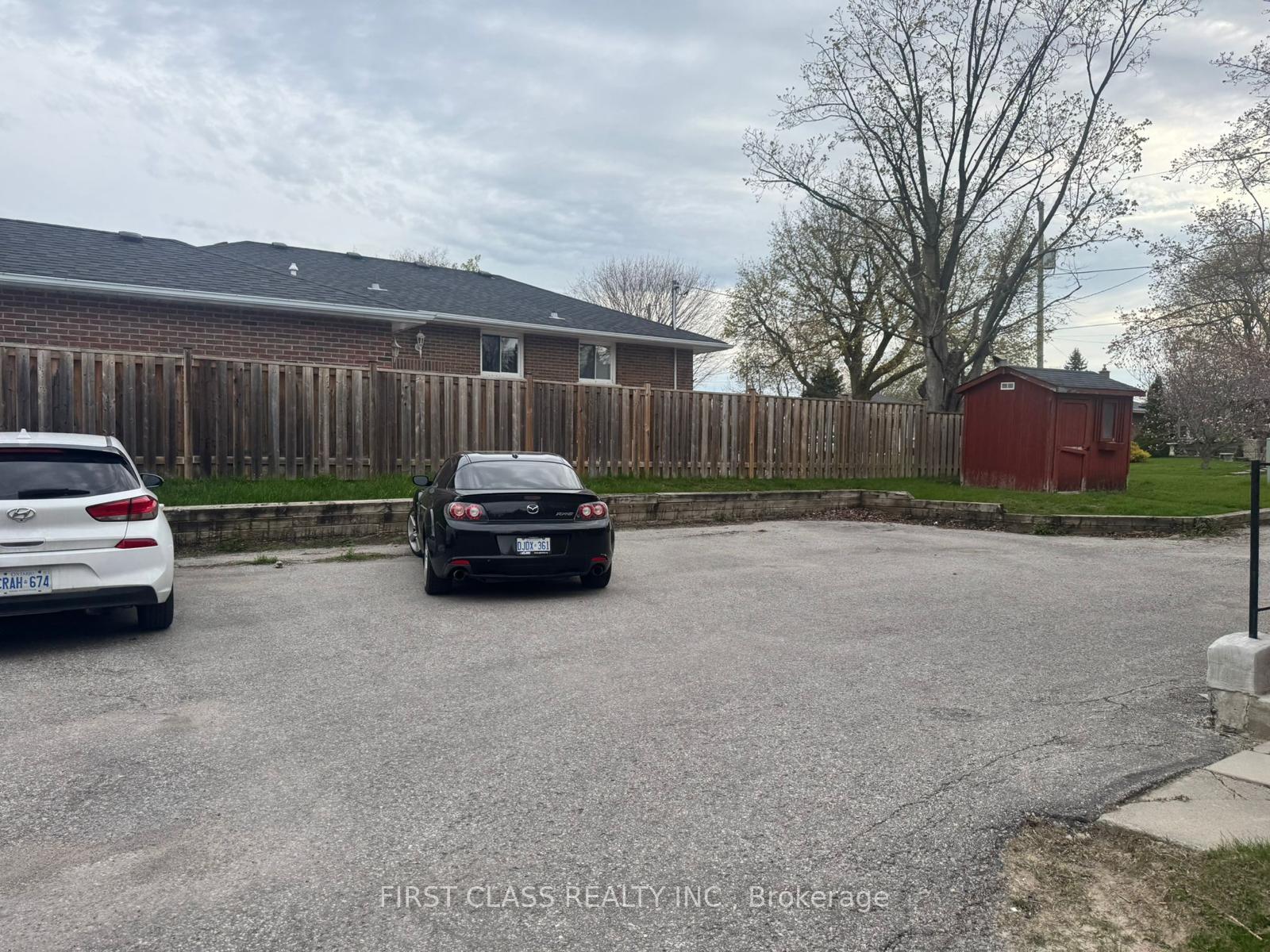 Photo 10 of 596 Digby Avenue, Oshawa, Eastdale — HOMEH
