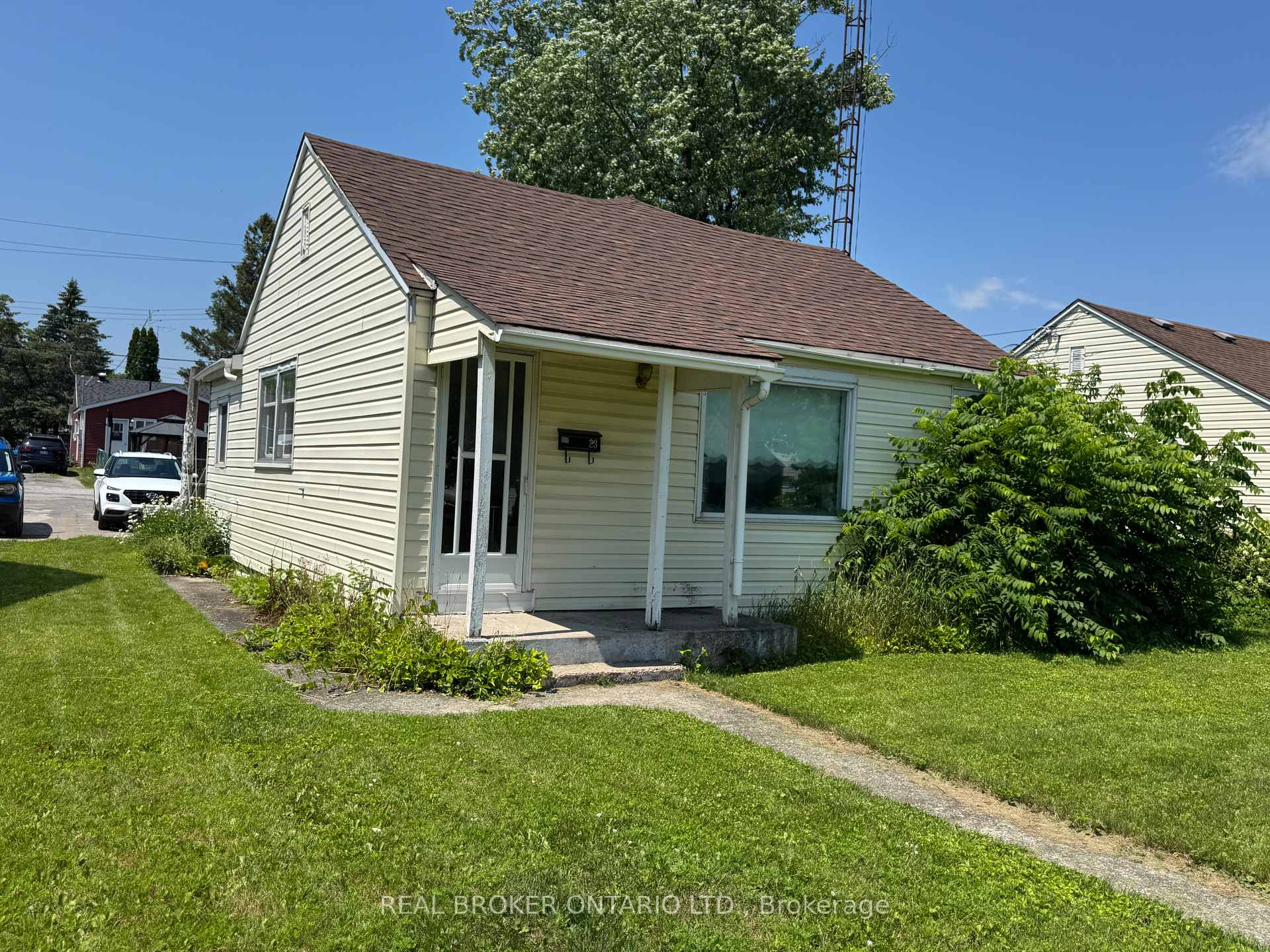 Photo 1 of 23 Churchill Crescent, Smiths Falls, Smiths Falls — HOMEH
