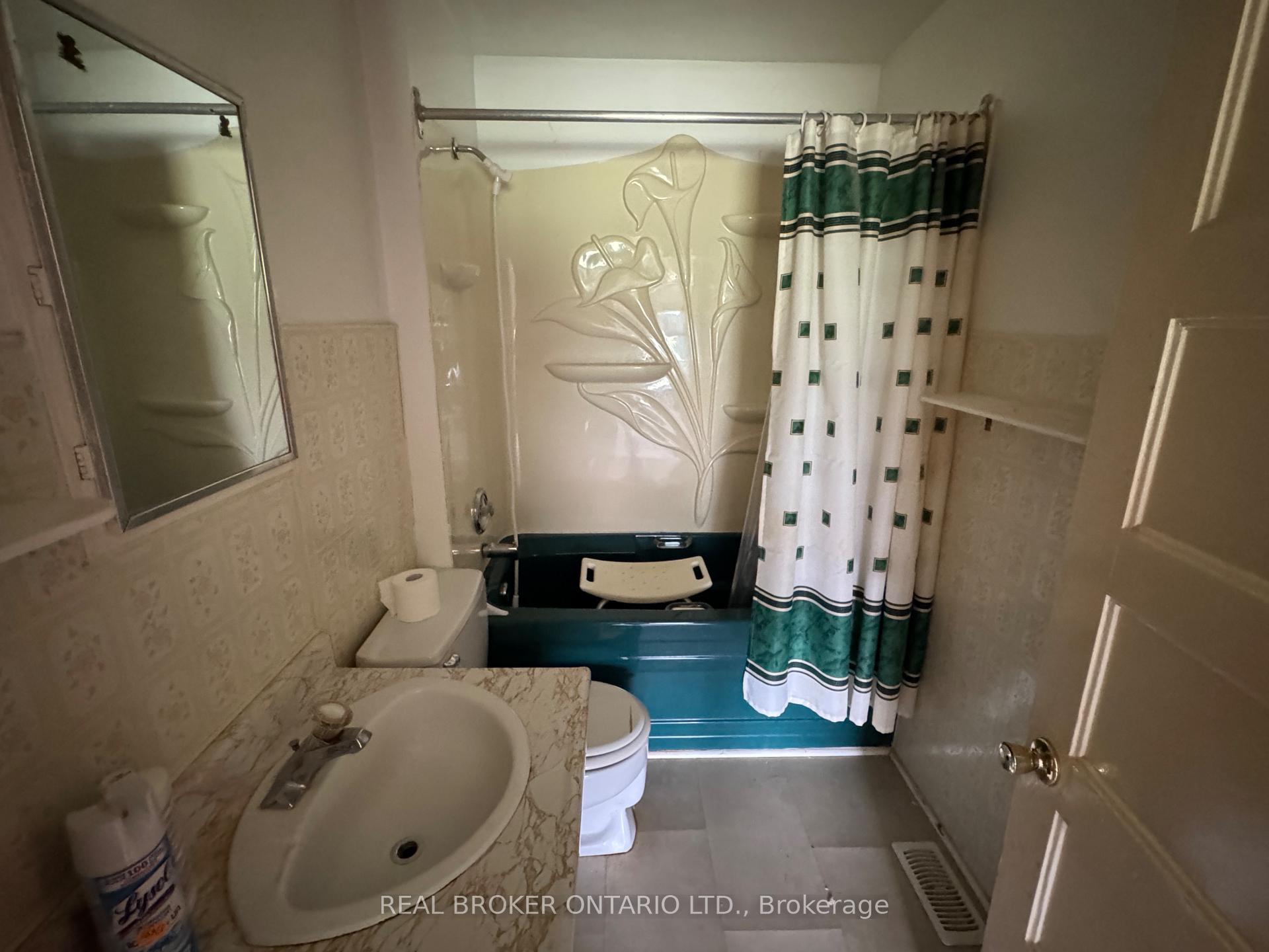 Photo 12 of 23 Churchill Crescent, Smiths Falls, Smiths Falls — HOMEH