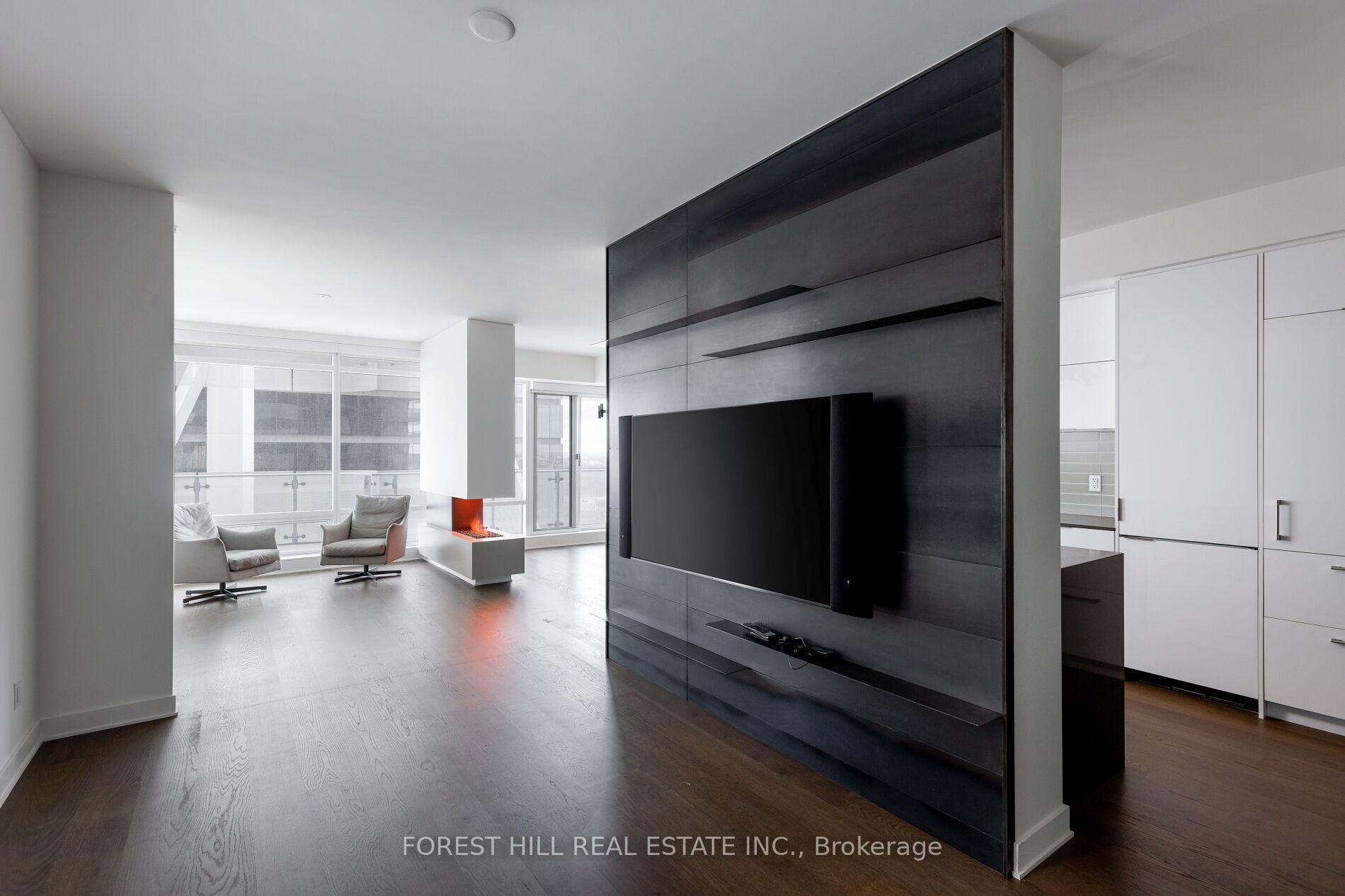 Photo 9 of Unit 6805, 1 Bloor Street E, Toronto, Church-Yonge Corridor — HOMEH