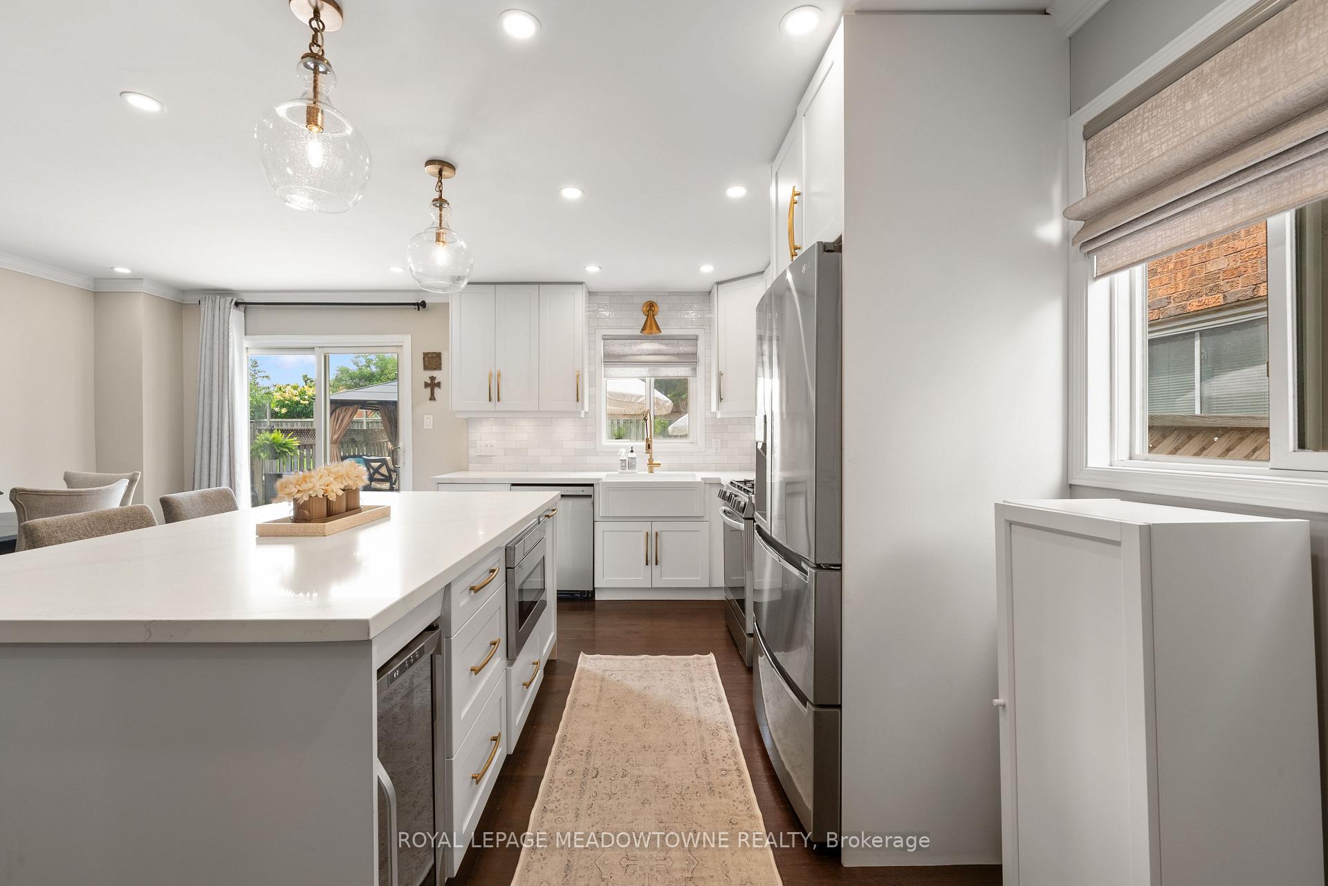 Photo 5 of 3453 Bertrand Road, Mississauga, Erin Mills — HOMEH