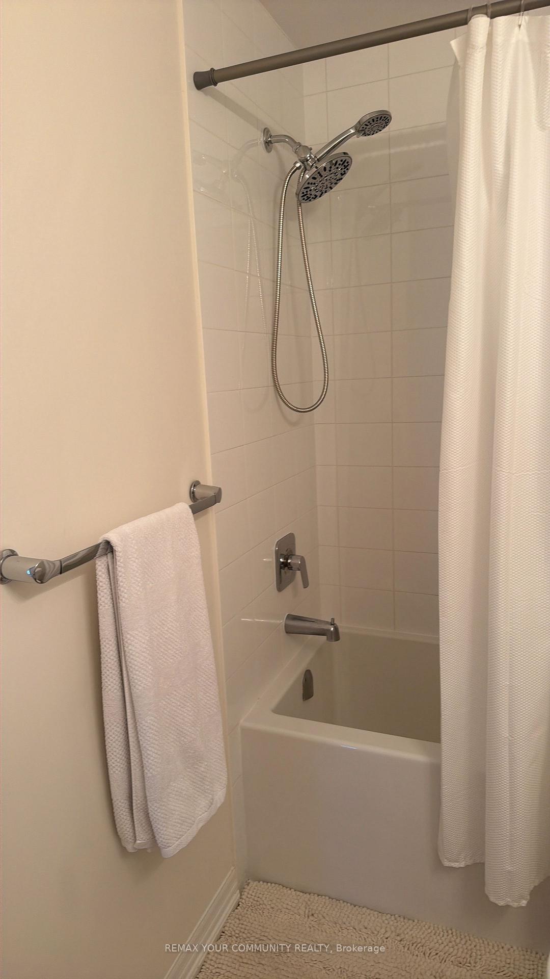 Photo 11 of 51 Vantage Loop, Newmarket, Woodland Hill — HOMEH