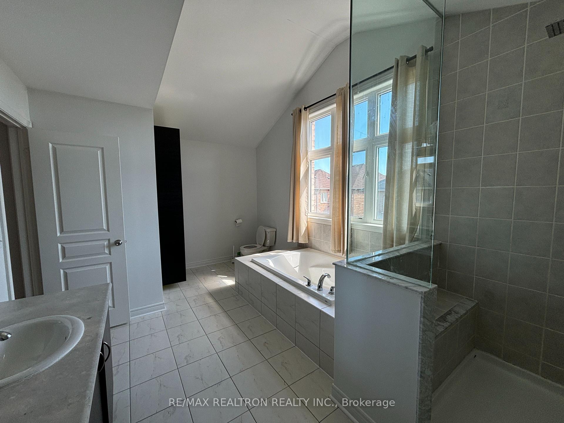 Photo 19 of 511 William Forster Road, Markham, Cornell — HOMEH