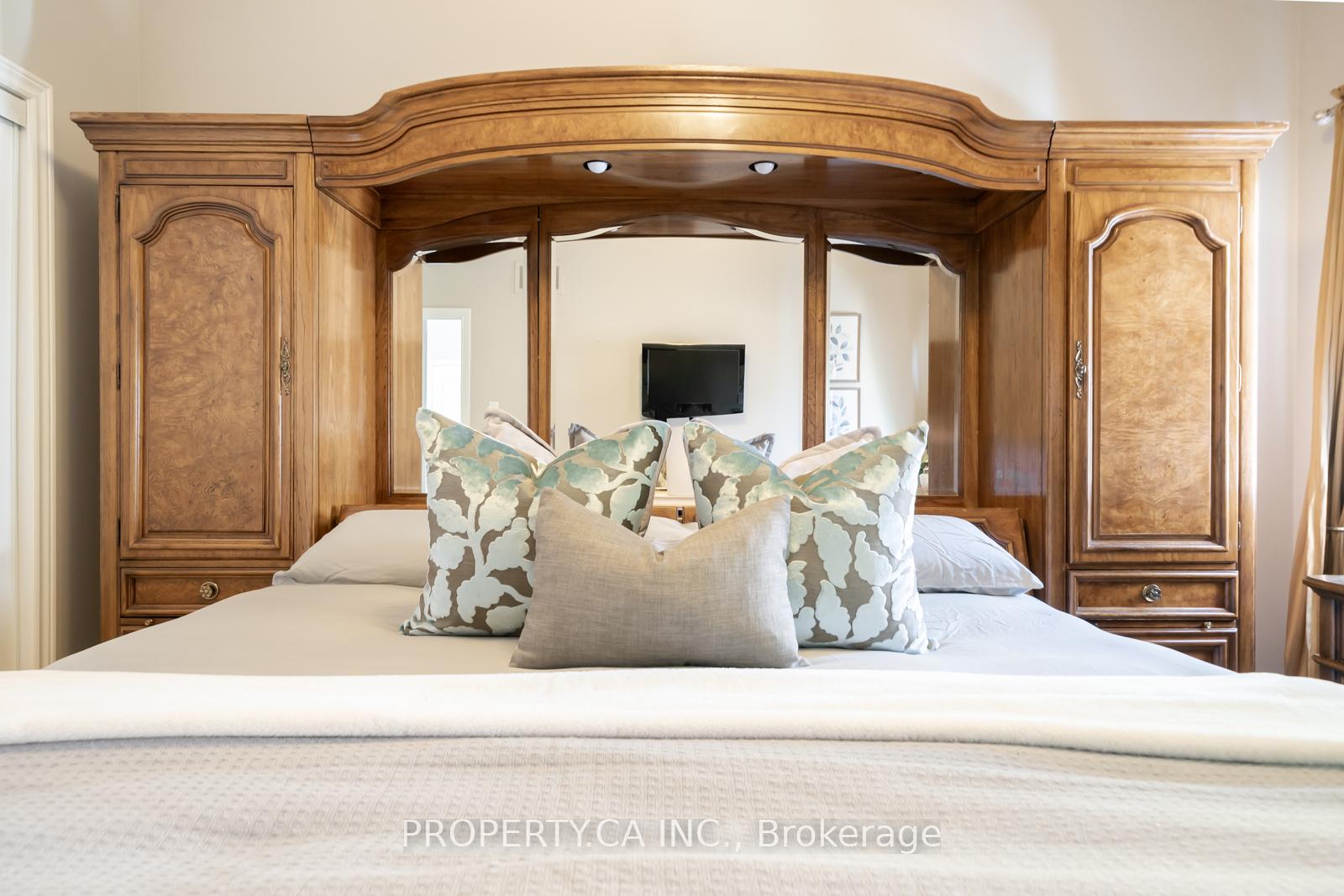 Photo 8 of 1143 Carding Mill Place, Mississauga, Meadowvale Village — HOMEH