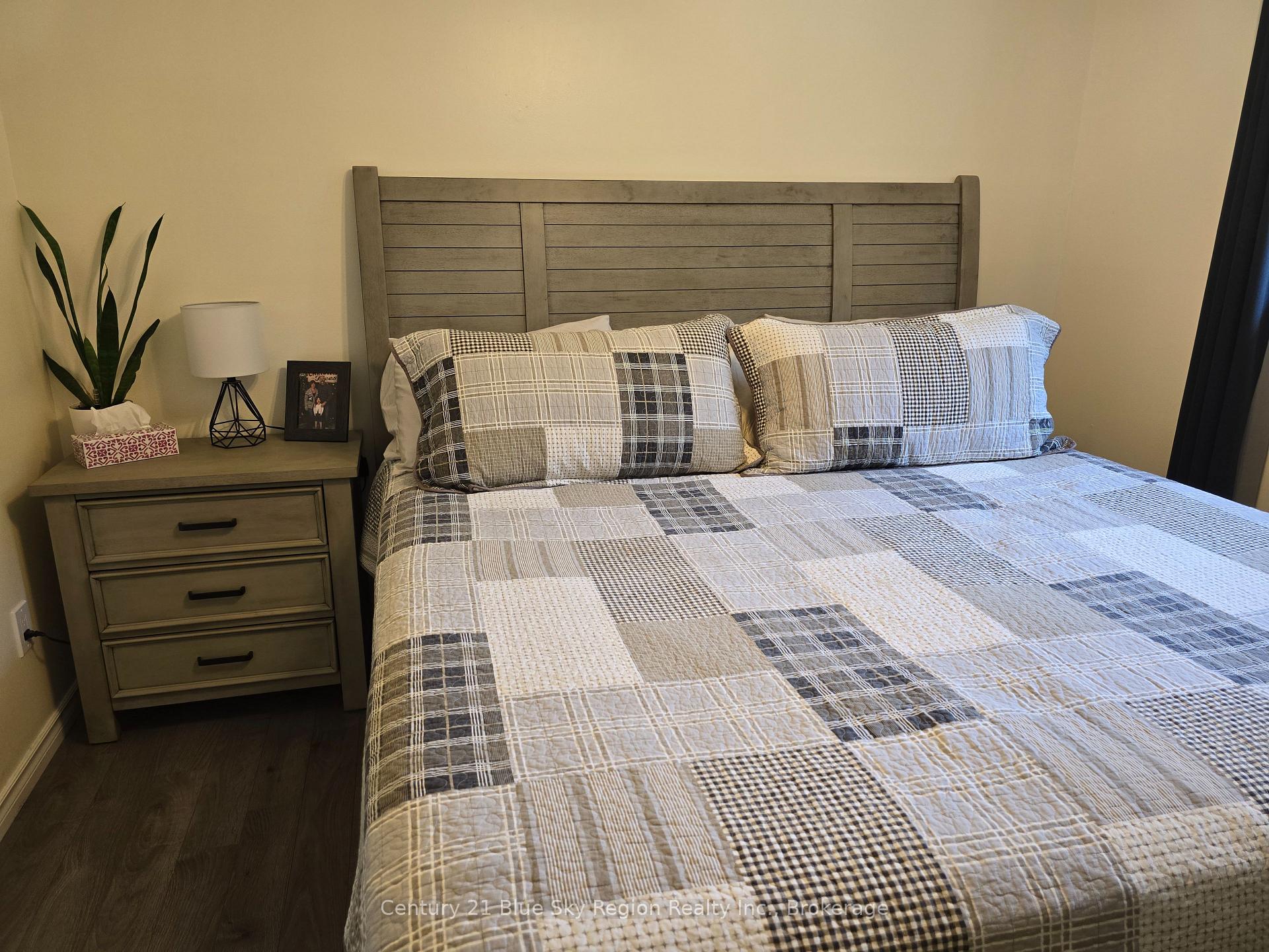 Photo 44 of 682 King Street, Callander — HOMEH