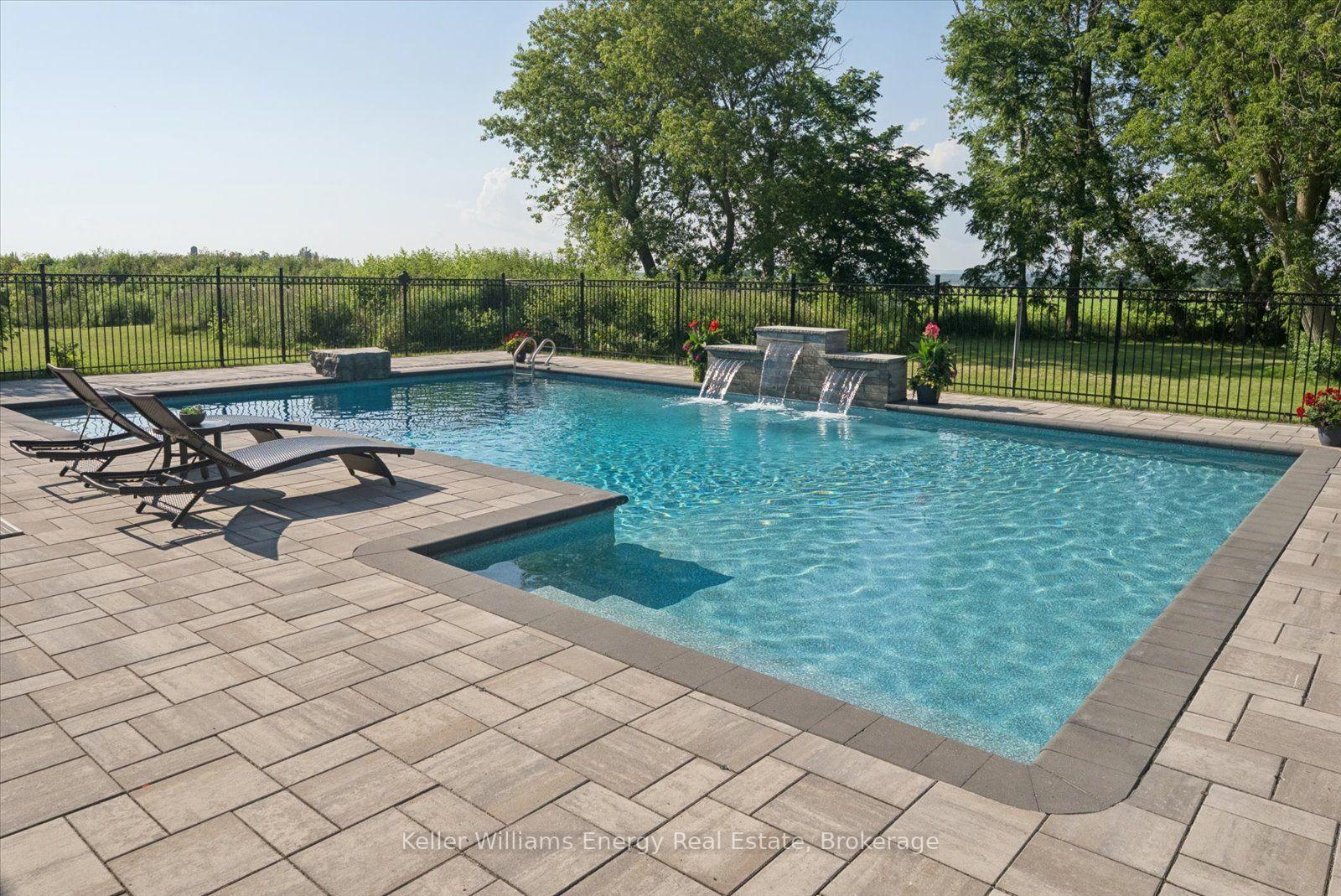 Photo 32 of 3122 Highway 2, Clarington, Bowmanville — HOMEH
