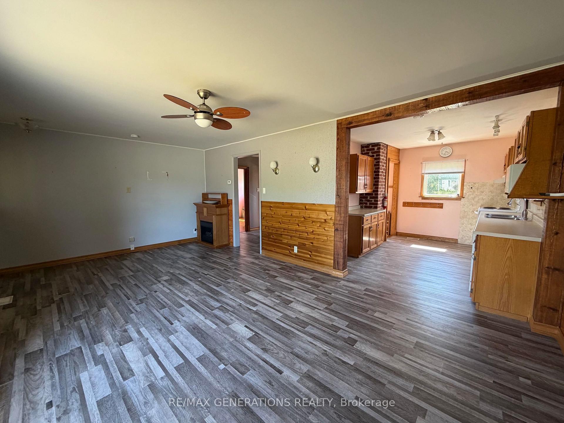Photo 6 of 4 Elizabeth Avenue, Terrace Bay, TB-92 — HOMEH