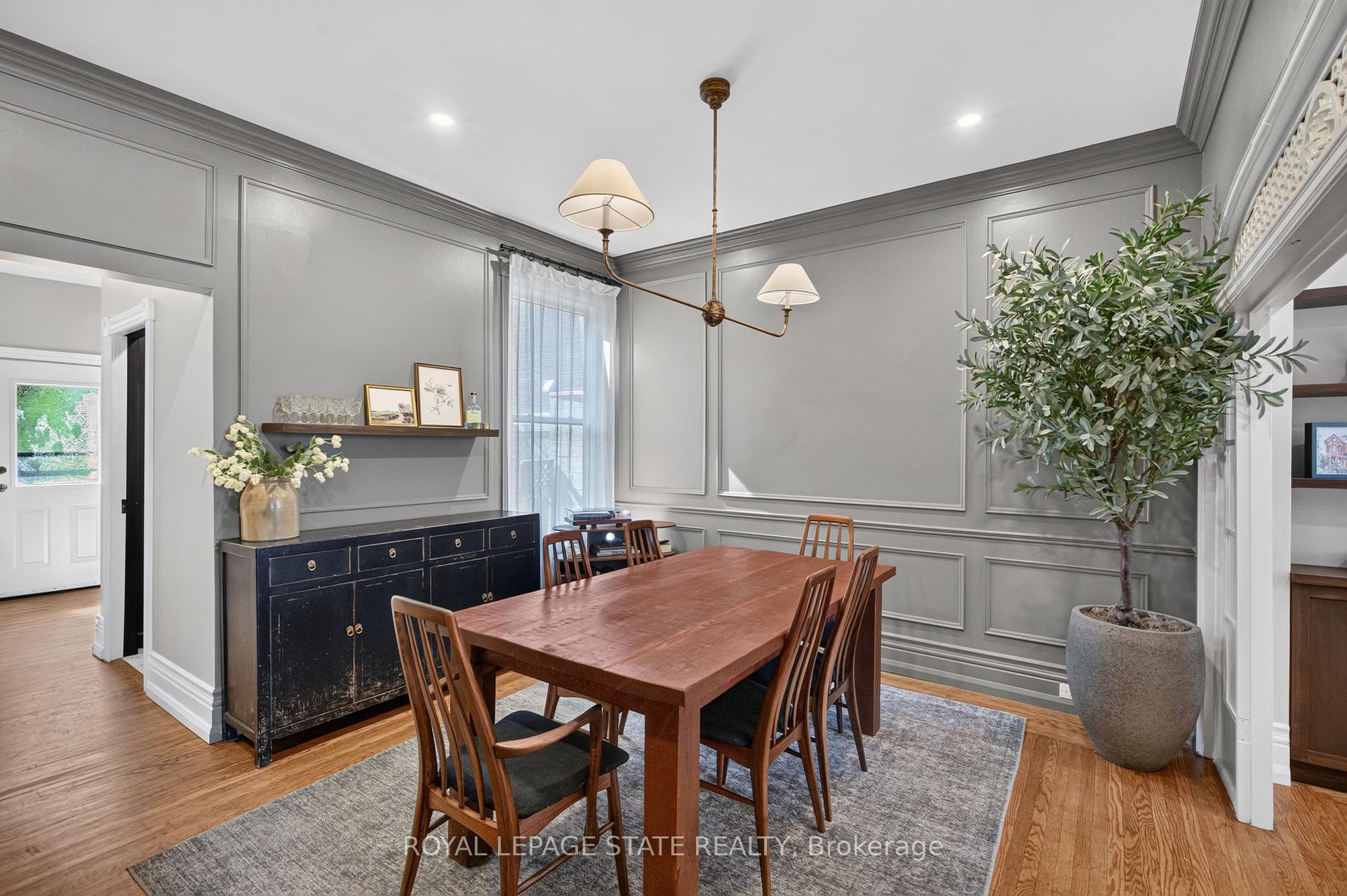 Photo 17 of 135 Catharine Street S, Hamilton, Corktown — HOMEH