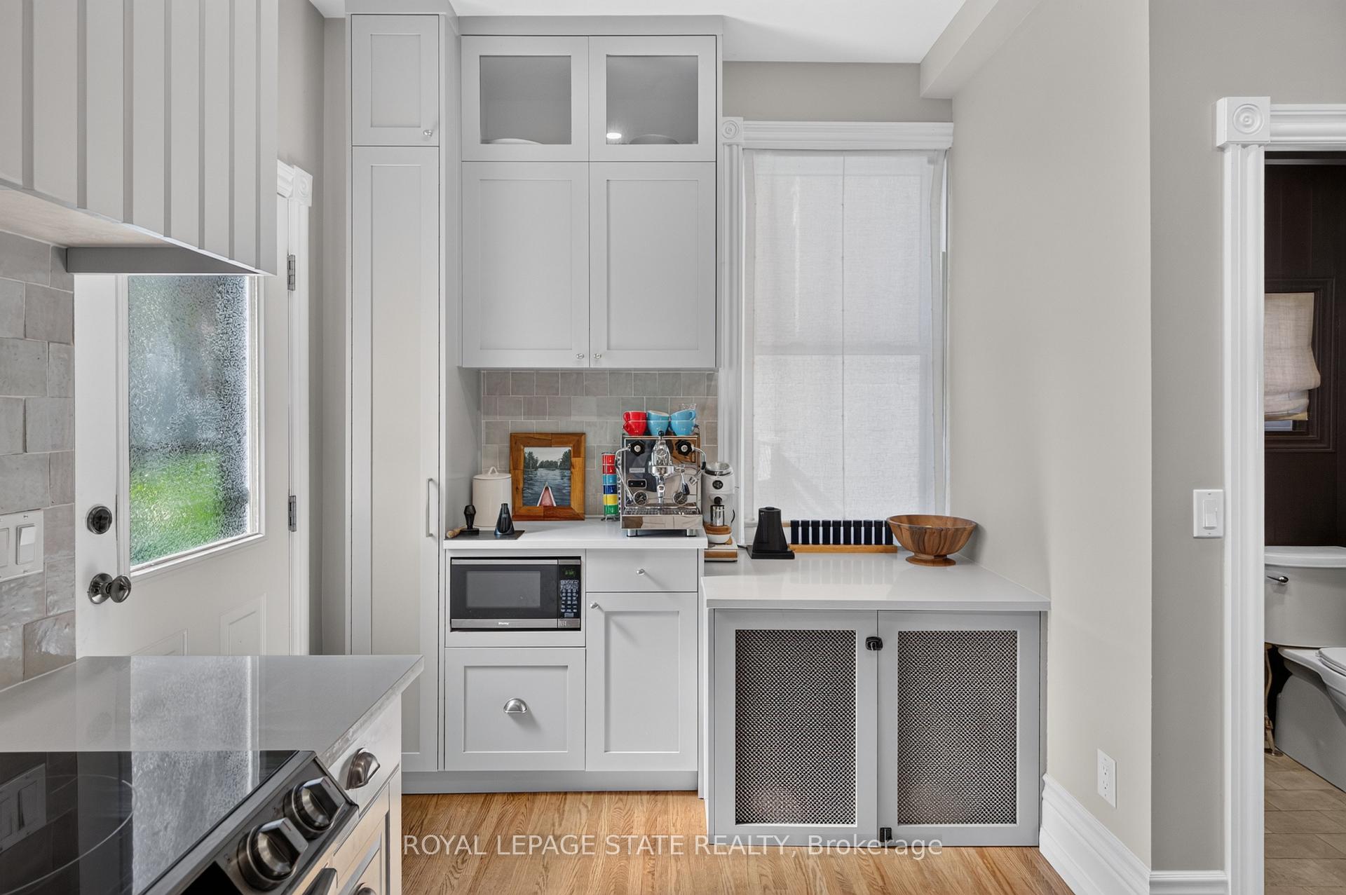 Photo 24 of 135 Catharine Street S, Hamilton, Corktown — HOMEH