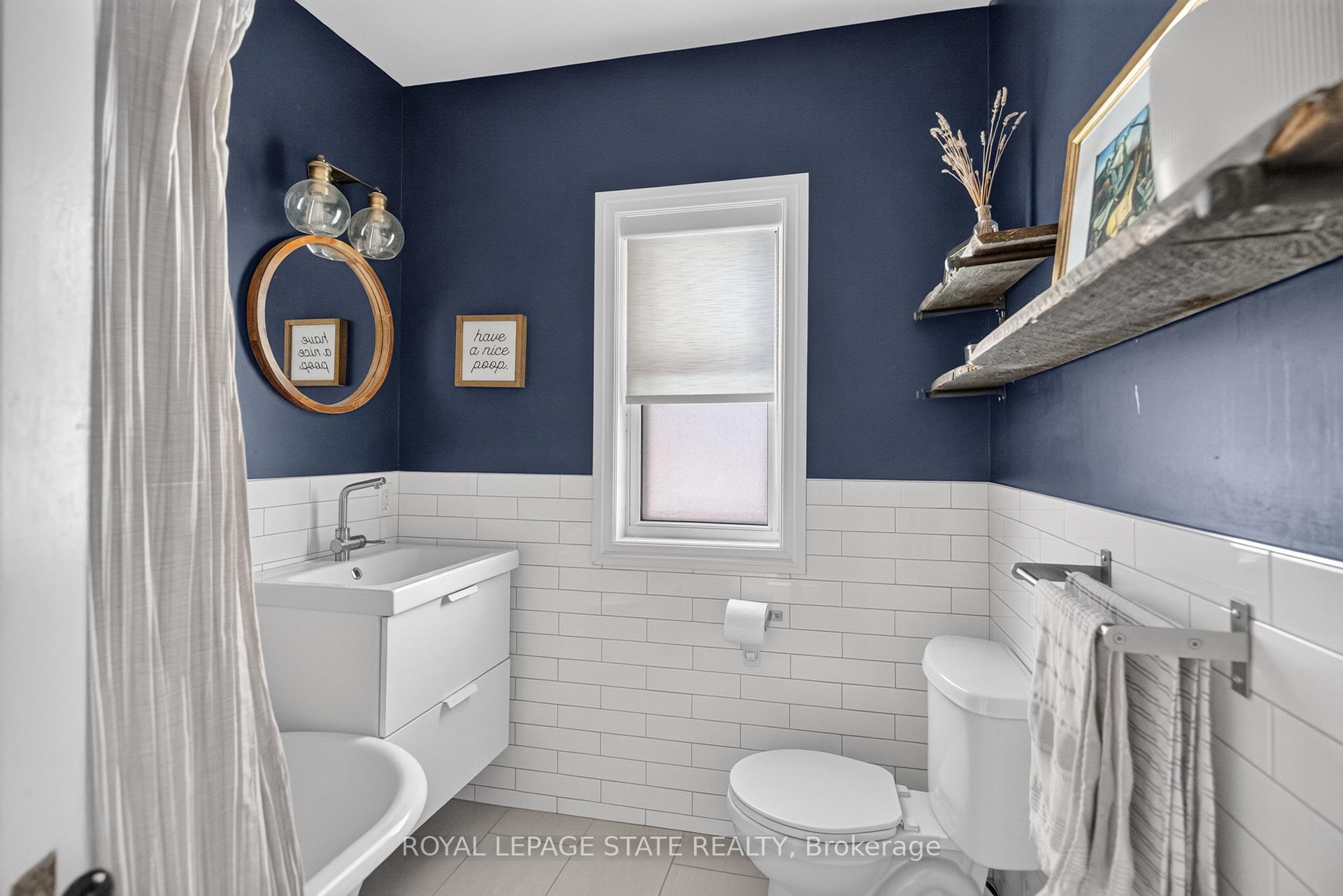 Photo 32 of 135 Catharine Street S, Hamilton, Corktown — HOMEH