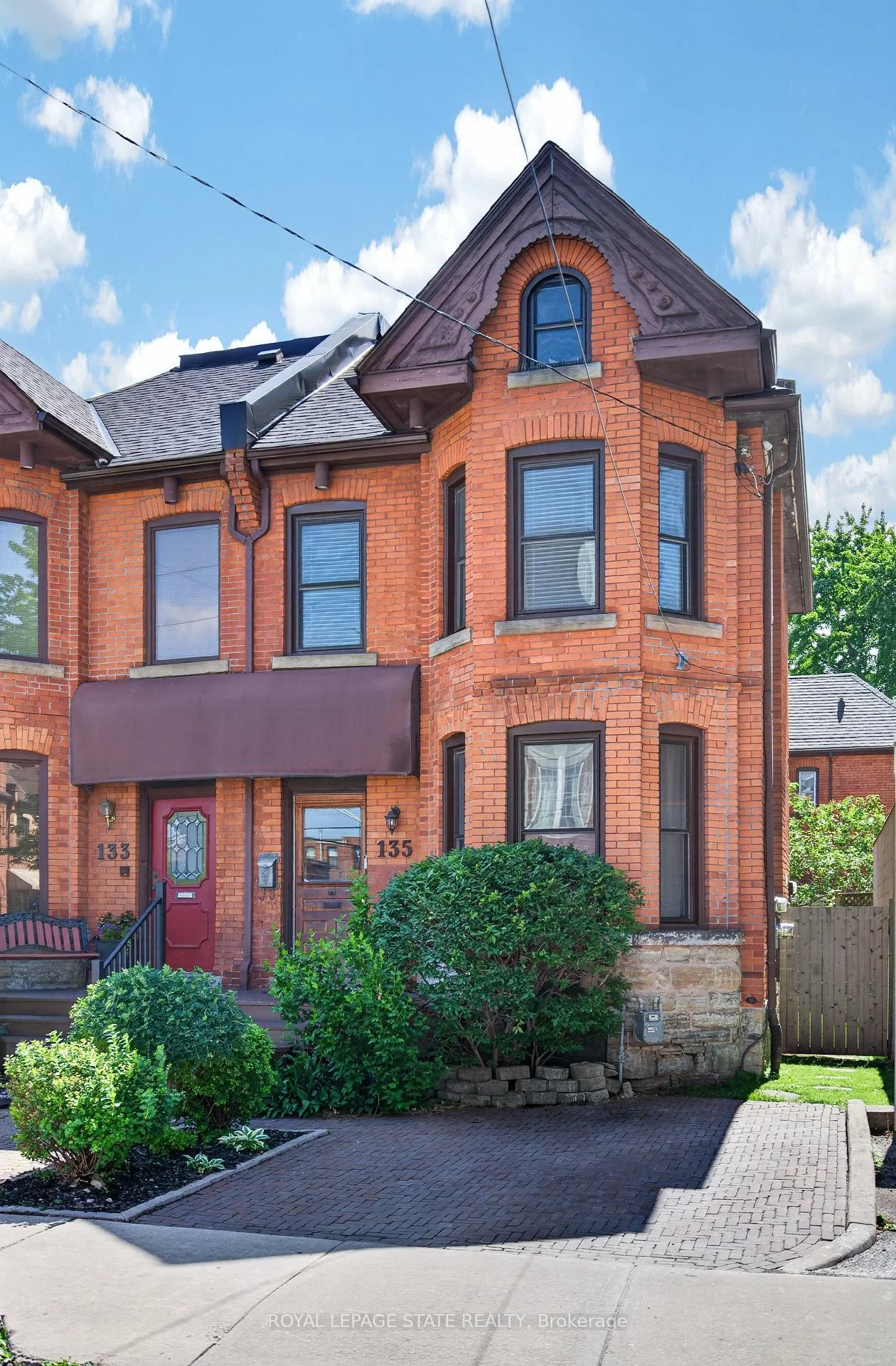 Photo 4 of 135 Catharine Street S, Hamilton, Corktown — HOMEH