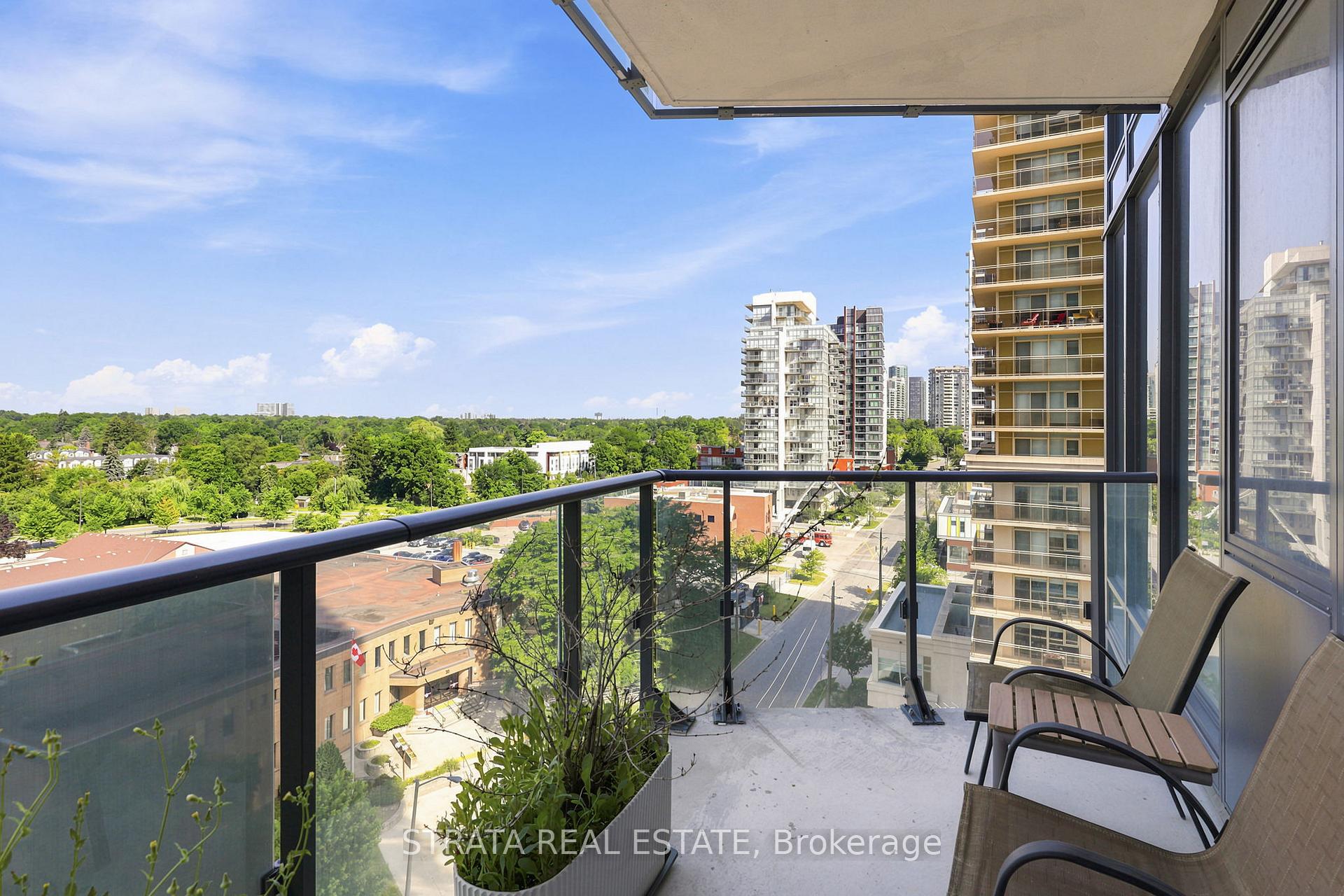 Photo 11 of Unit 708, 15 Ellerslie Avenue, North York, Willowdale West — HOMEH