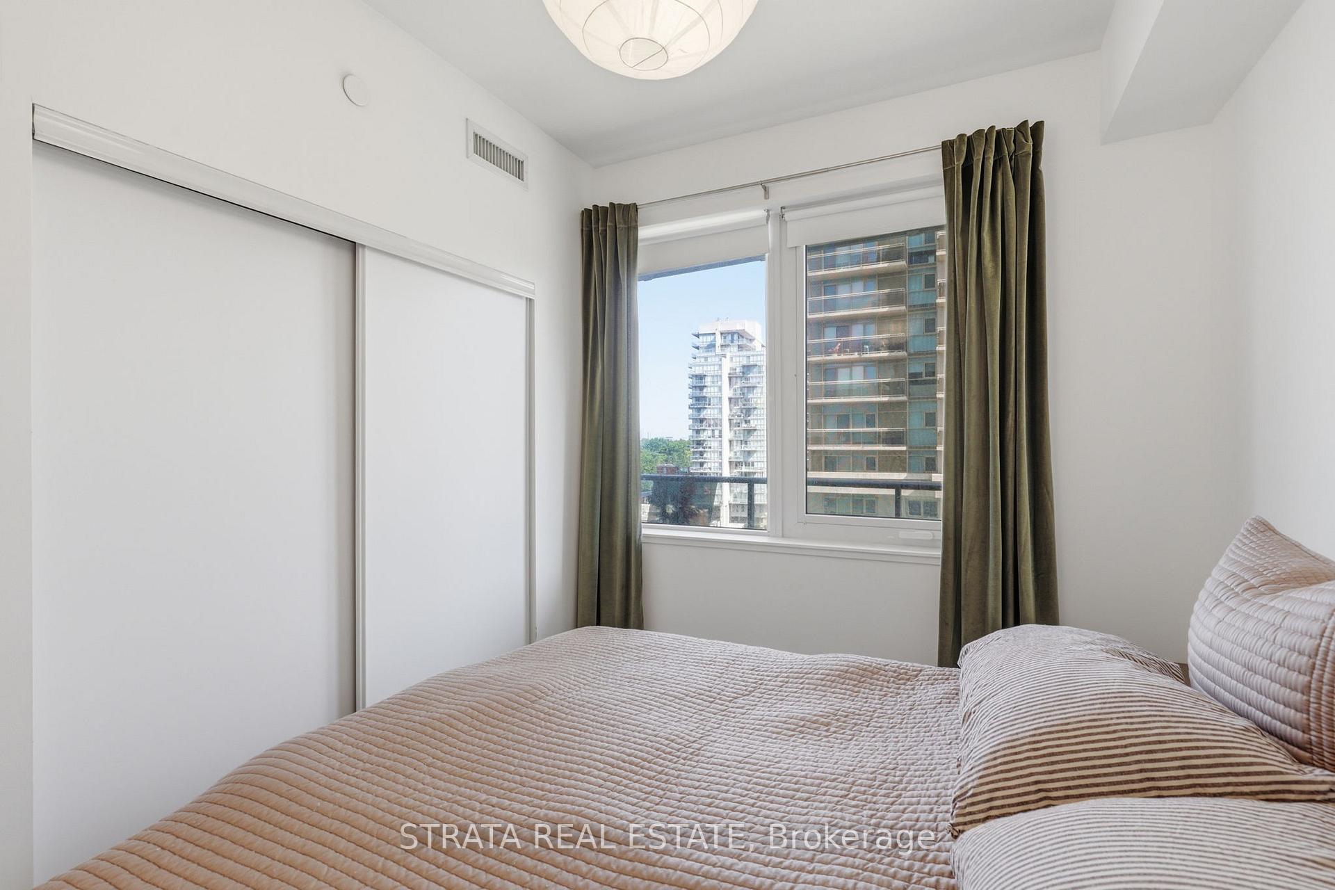 Photo 14 of Unit 708, 15 Ellerslie Avenue, North York, Willowdale West — HOMEH