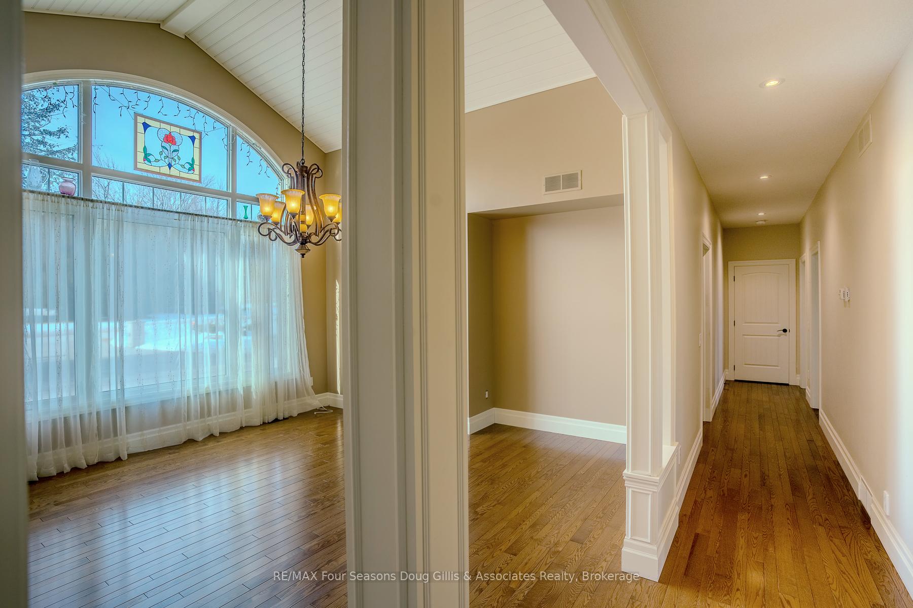Photo 8 of 135 Algonquin Drive, Meaford — HOMEH