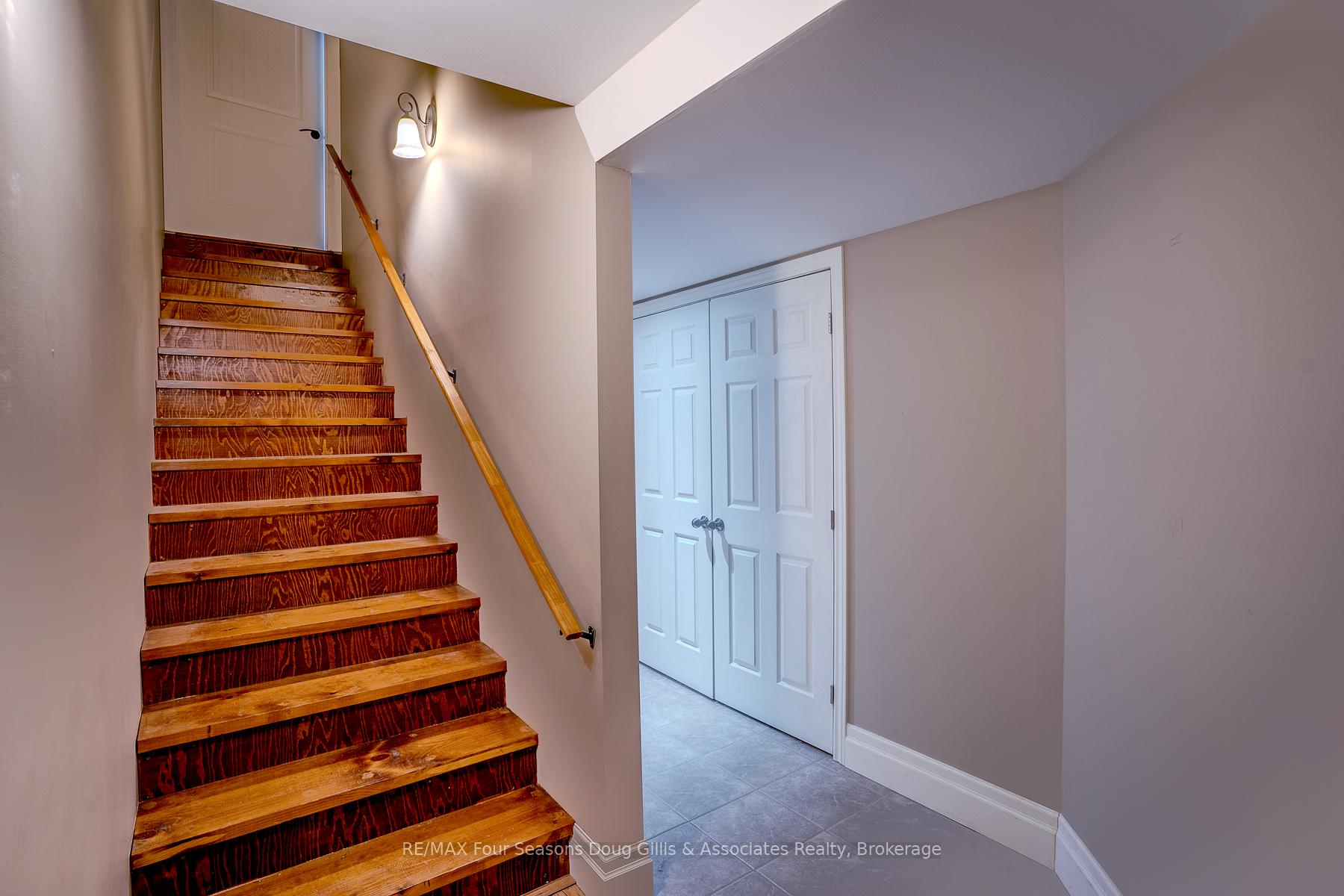 Photo 16 of 135 Algonquin Drive, Meaford — HOMEH