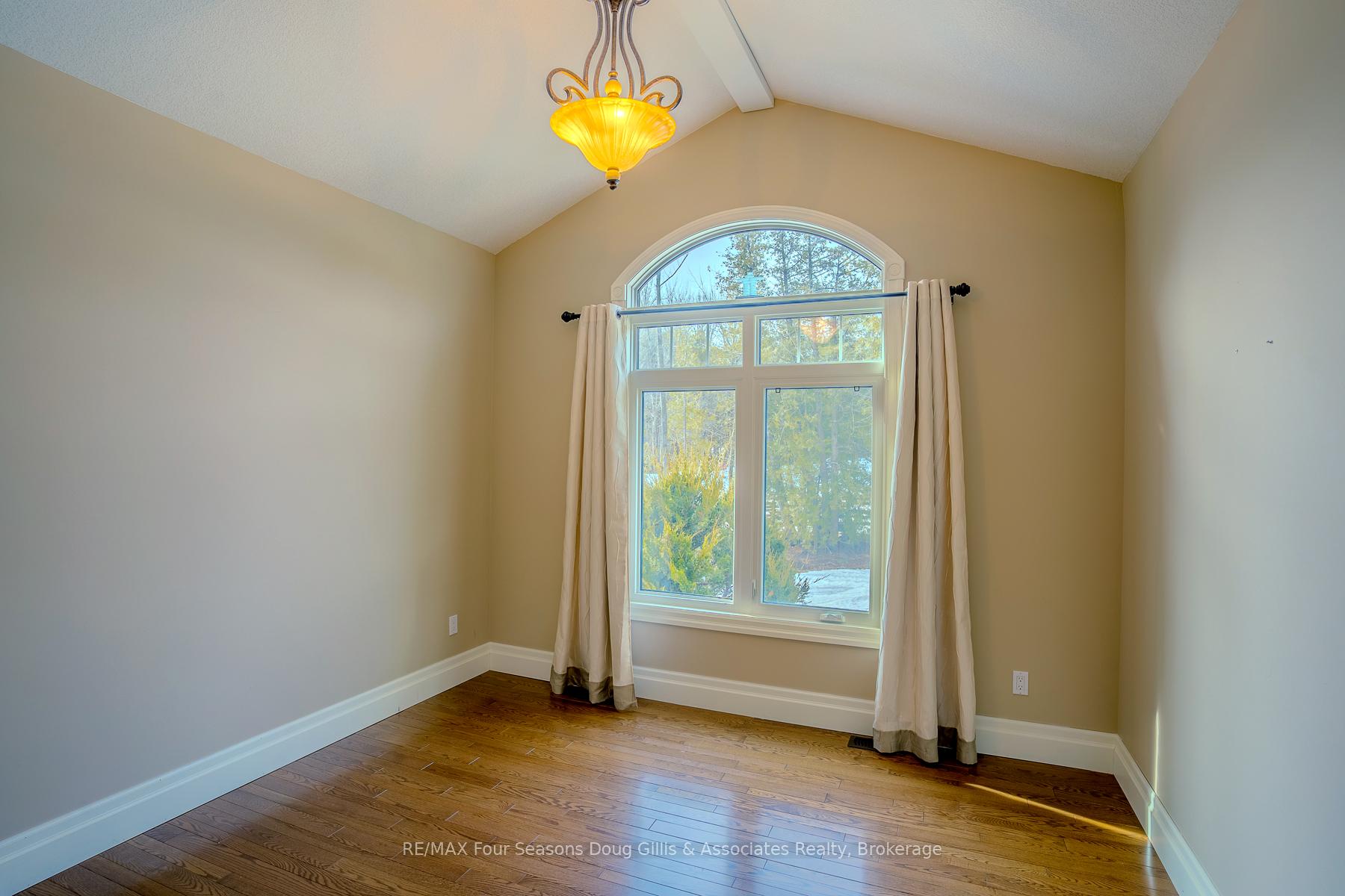 Photo 28 of 135 Algonquin Drive, Meaford — HOMEH