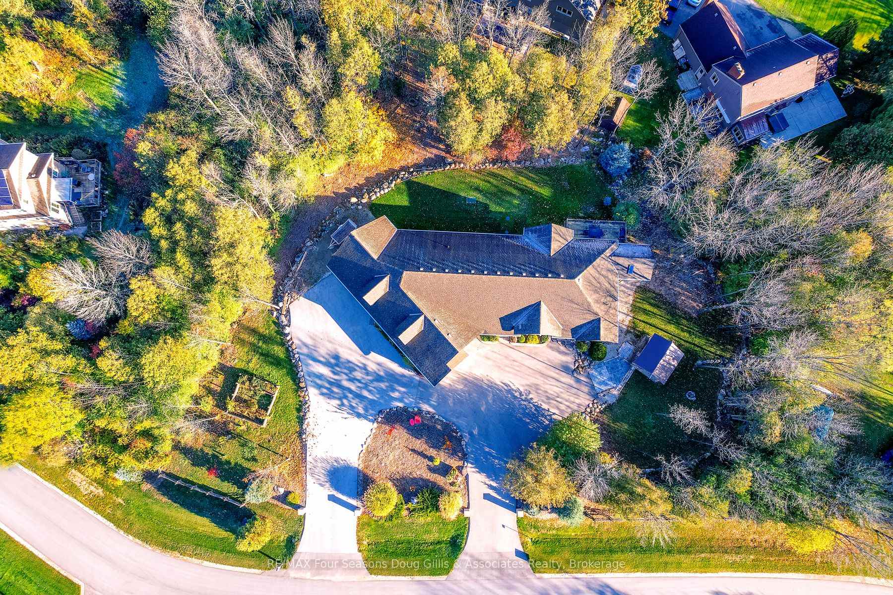 Photo 39 of 135 Algonquin Drive, Meaford — HOMEH