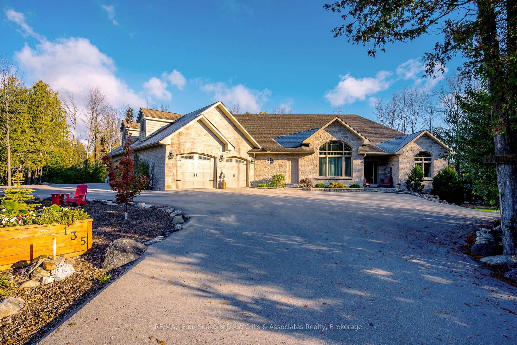 Photo 40 of 135 Algonquin Drive, Meaford — HOMEH