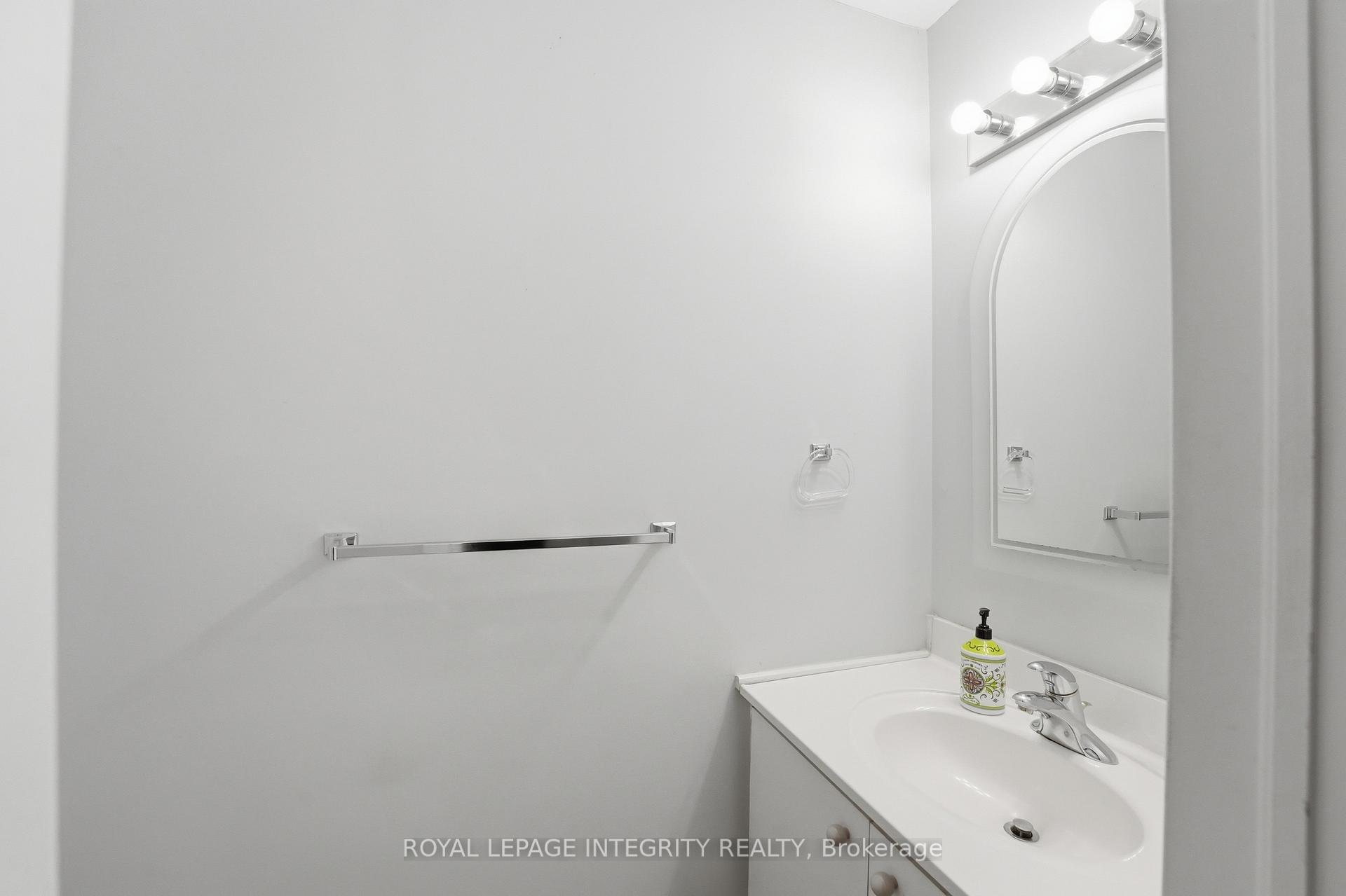 Photo 22 of 2133 Lenester Avenue, Ottawa, McKellar Heights/Glabar Park — HOMEH