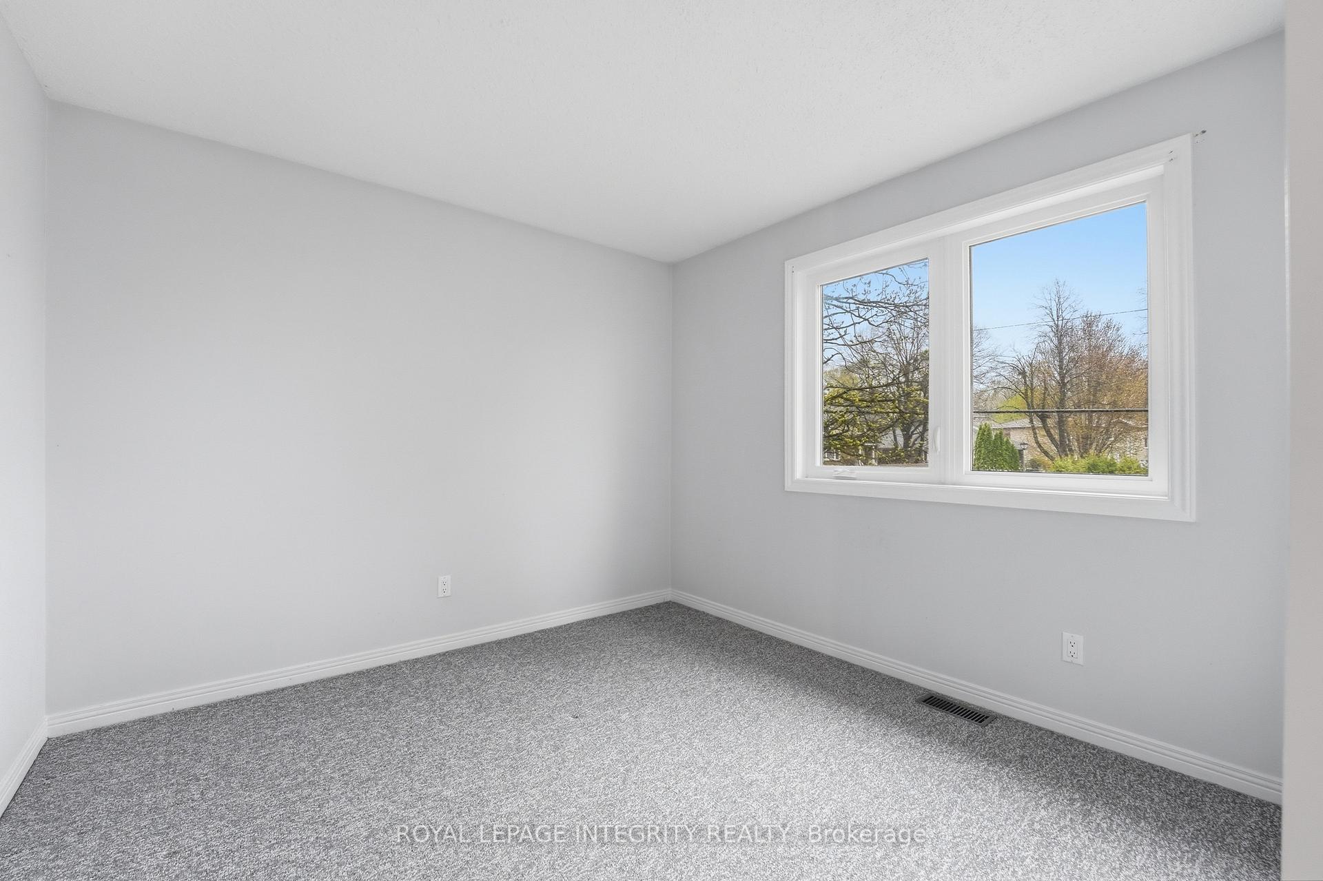 Photo 28 of 2133 Lenester Avenue, Ottawa, McKellar Heights/Glabar Park — HOMEH