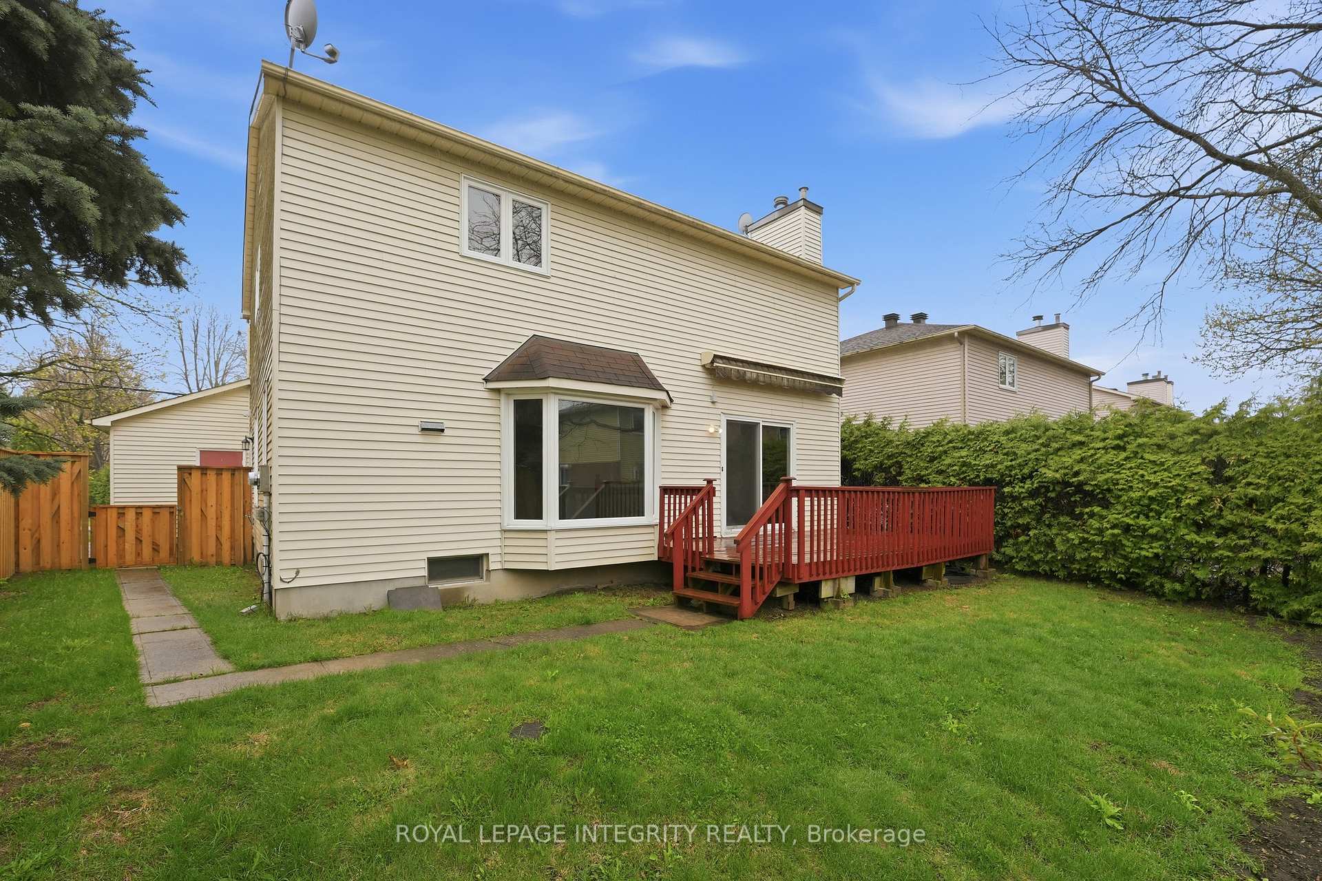 Photo 47 of 2133 Lenester Avenue, Ottawa, McKellar Heights/Glabar Park — HOMEH