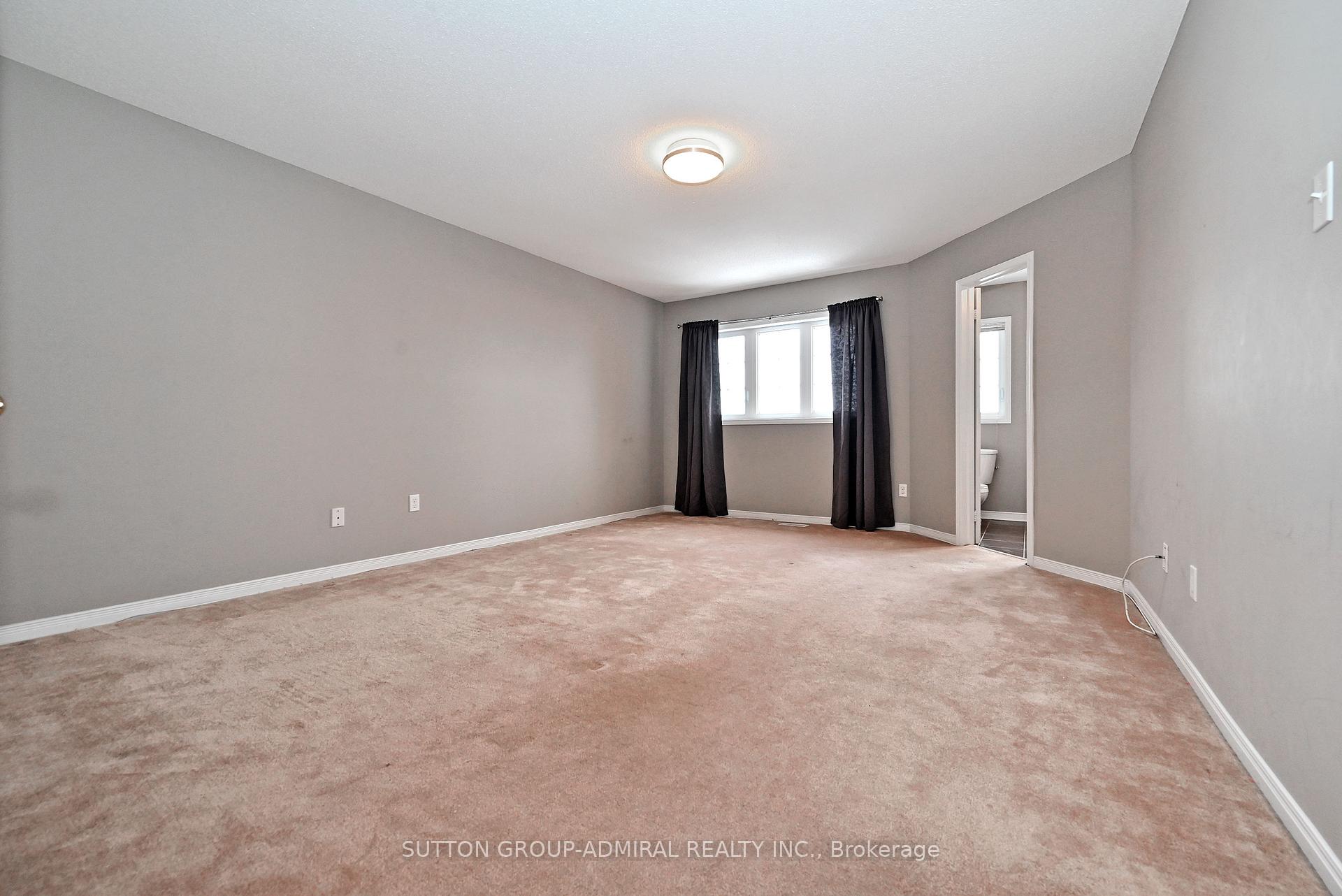 Photo 18 of 41 Big Hill Crescent, Vaughan, Patterson — HOMEH
