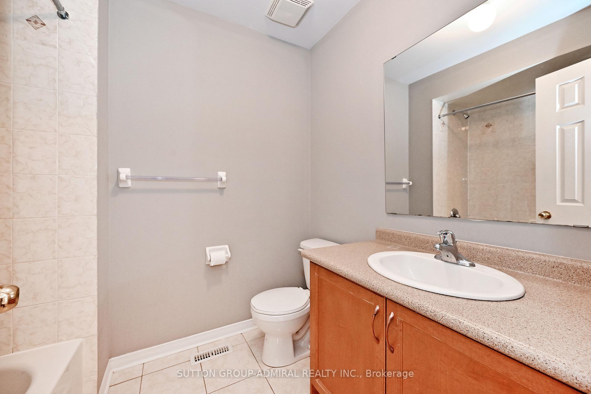 Photo 38 of 41 Big Hill Crescent, Vaughan, Patterson — HOMEH