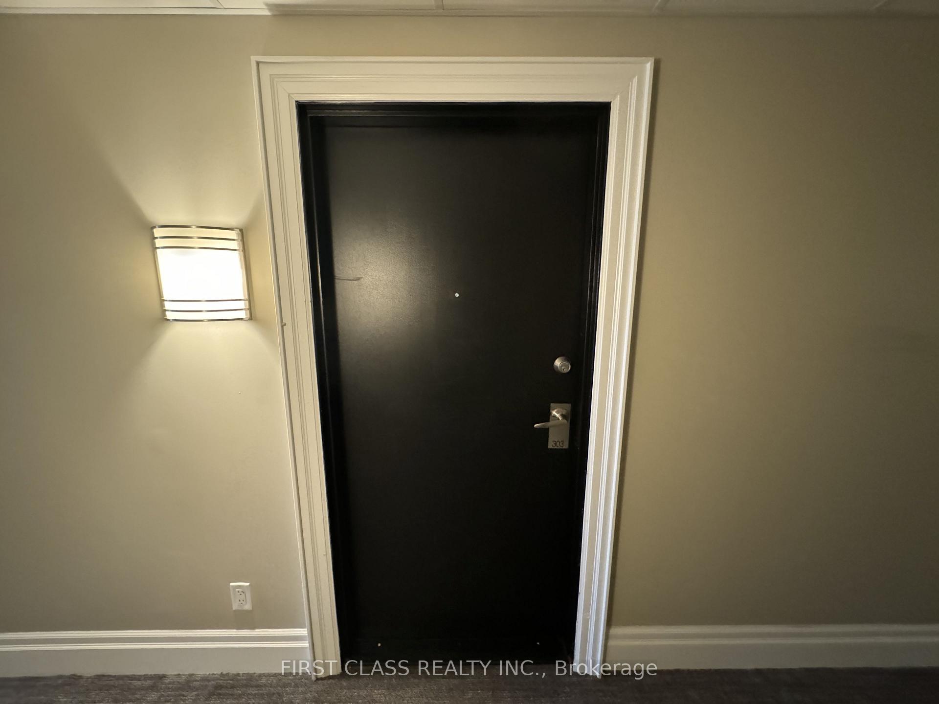 Photo 2 of 21 Brookhouse Drive, Clarington, Newcastle — HOMEH