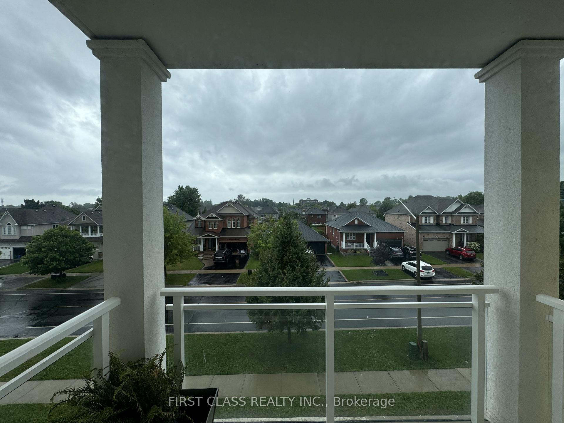 Photo 8 of 21 Brookhouse Drive, Clarington, Newcastle — HOMEH