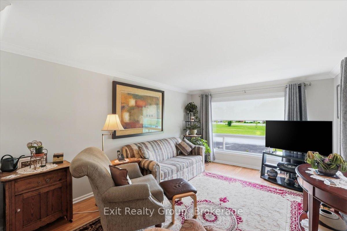 Photo 12 of 12 Park Lane, Quinte West, Sidney Ward — HOMEH