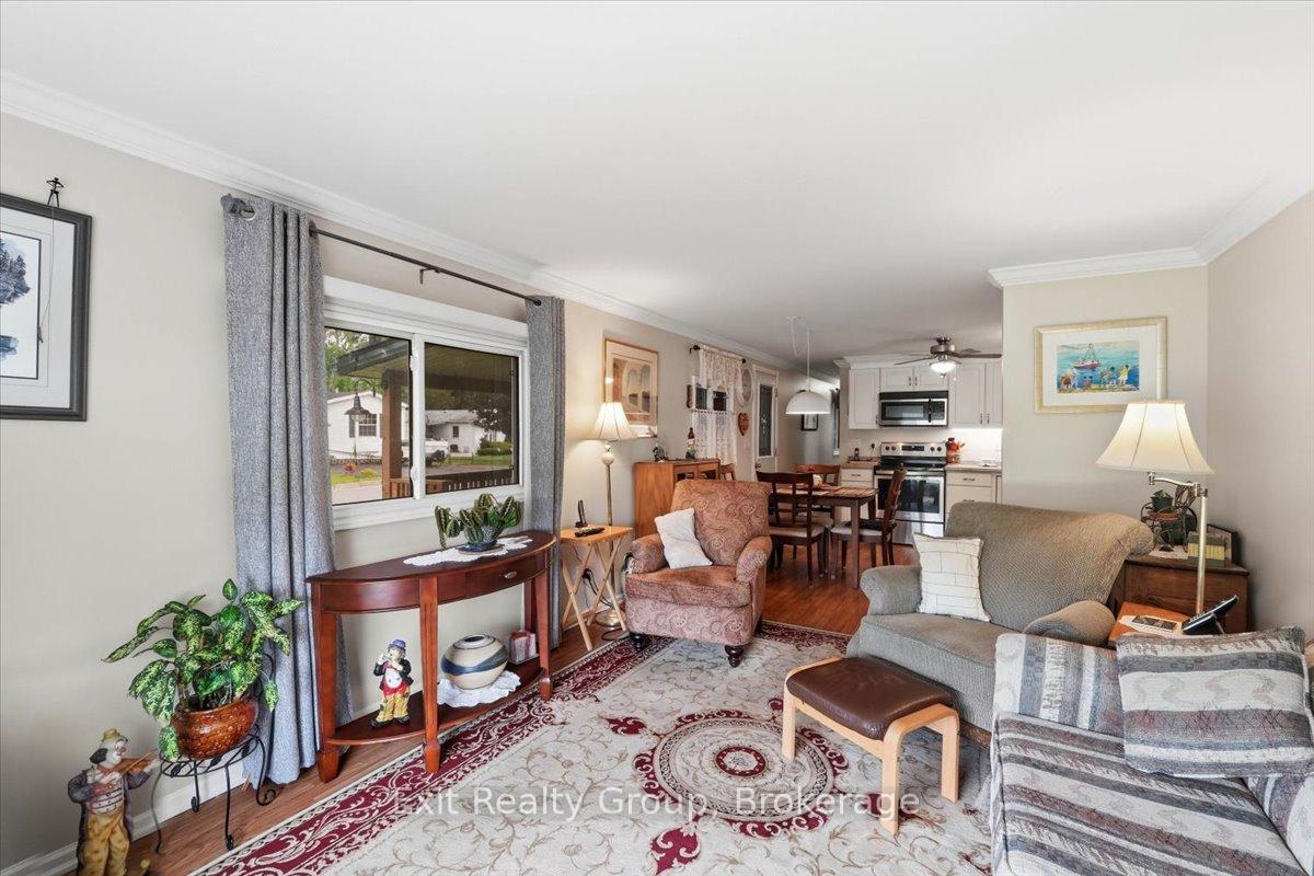 Photo 13 of 12 Park Lane, Quinte West, Sidney Ward — HOMEH