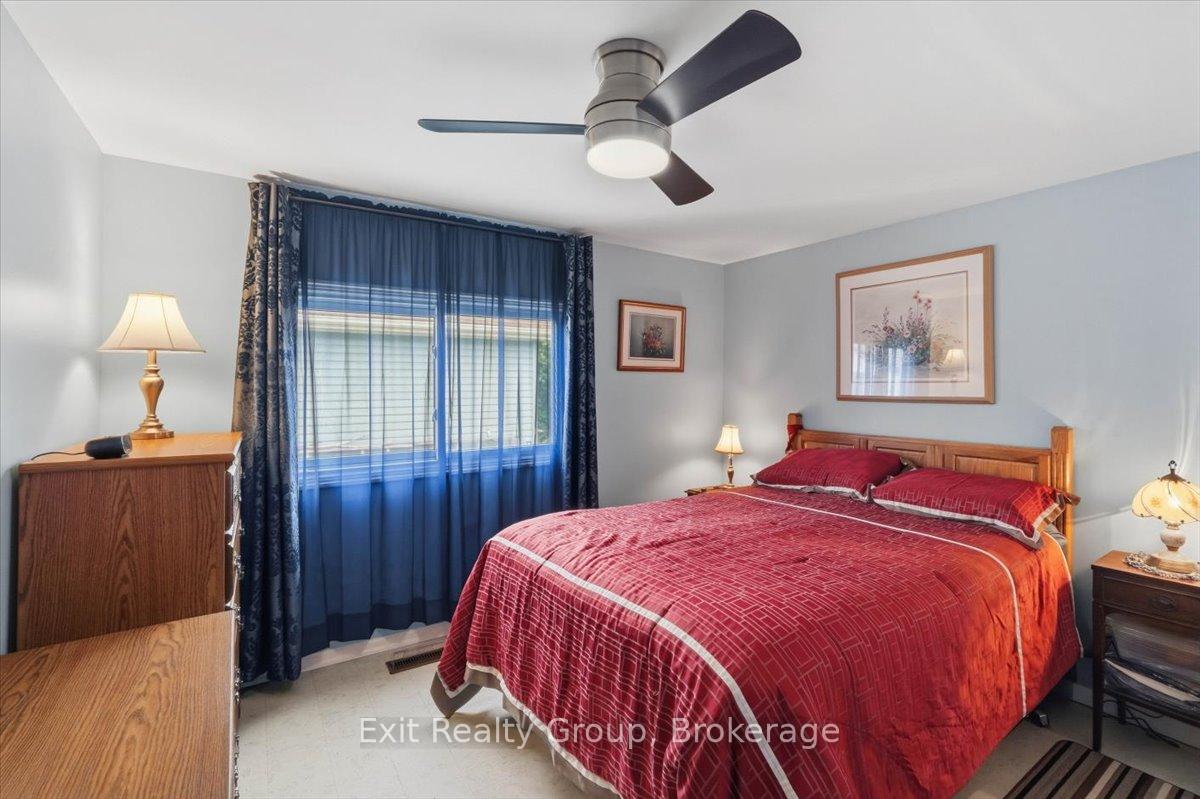 Photo 14 of 12 Park Lane, Quinte West, Sidney Ward — HOMEH