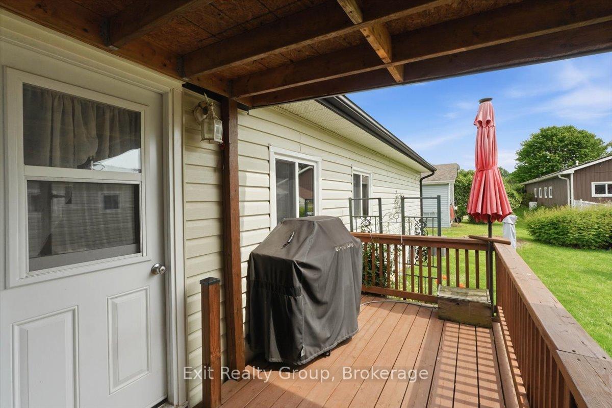 Photo 20 of 12 Park Lane, Quinte West, Sidney Ward — HOMEH