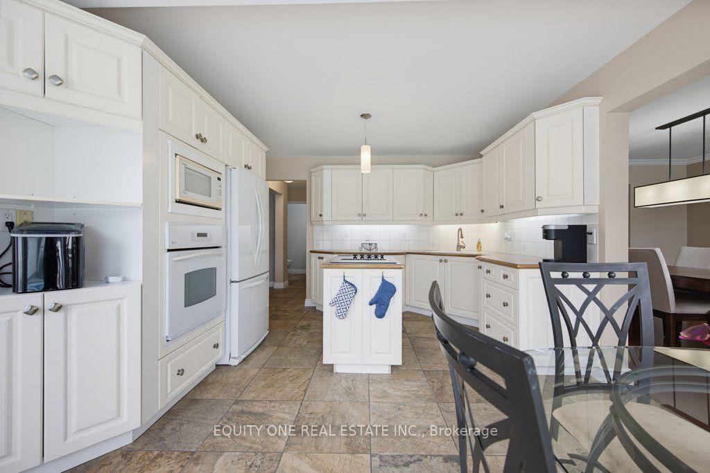 Photo 20 of 1315 Prestone Drive, Ottawa, Bilberry Creek/Queenswood Heights — HOMEH